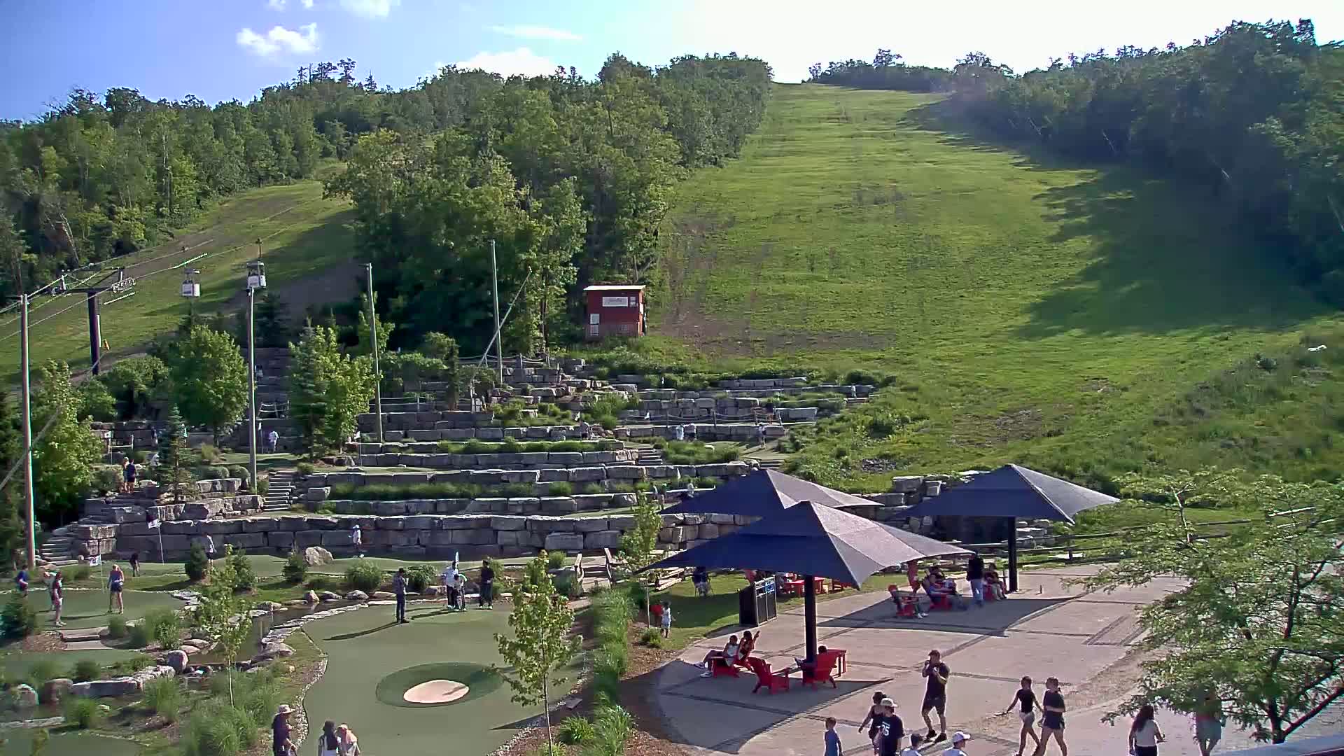 Blue Mountain Village Base Ski Slope and Ropeway Live Cam - Collingwood, Blue Mountains, Simcoe, Ontario, Canada