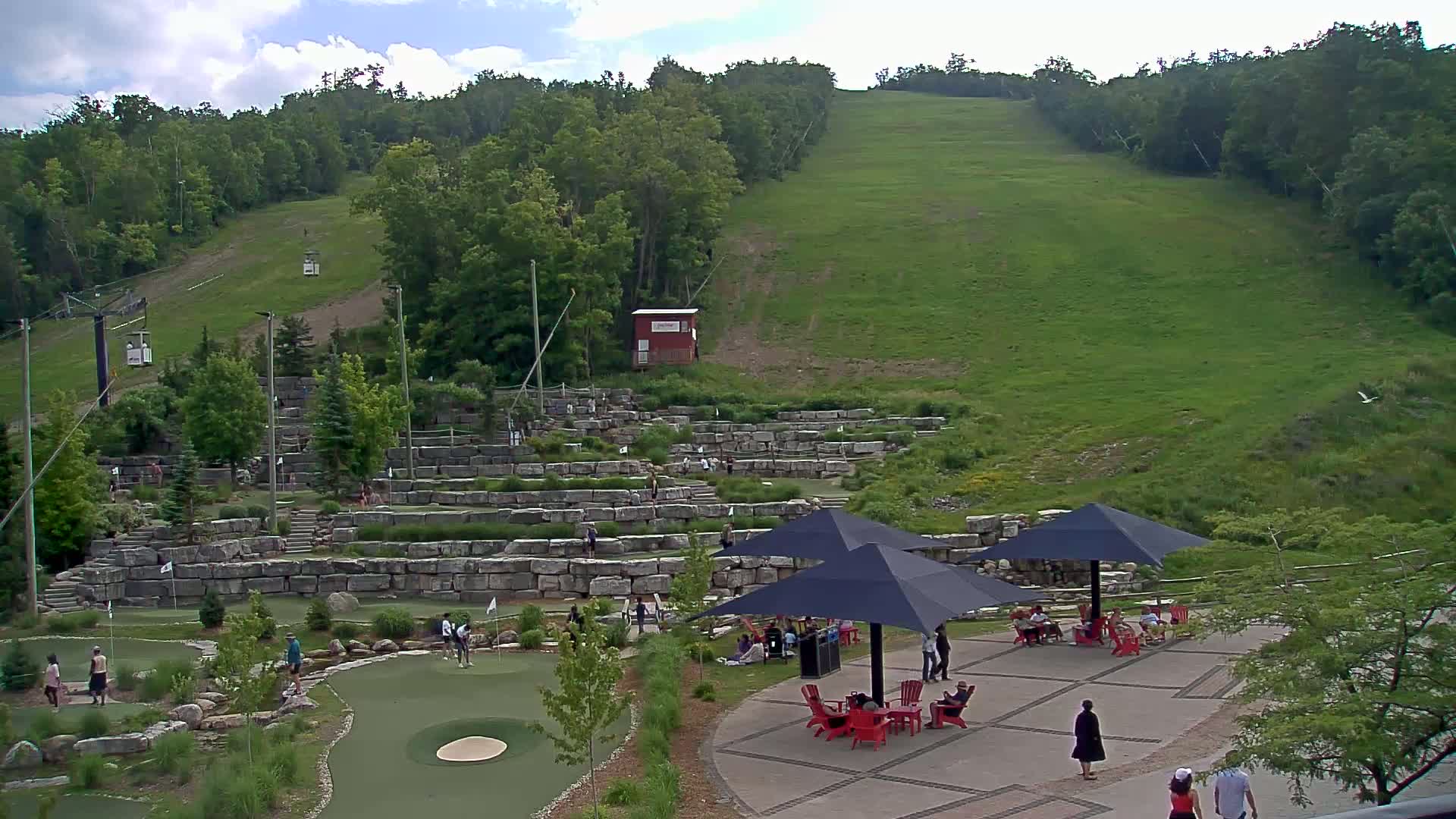 Blue Mountain Village Base Ski Slope and Ropeway Live Cam - Collingwood, Blue Mountains, Simcoe, Ontario, Canada