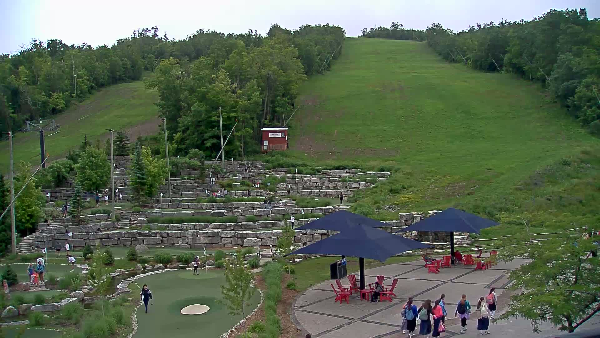 Blue Mountain Village Base Ski Slope and Ropeway Live Cam - Collingwood, Blue Mountains, Simcoe, Ontario, Canada