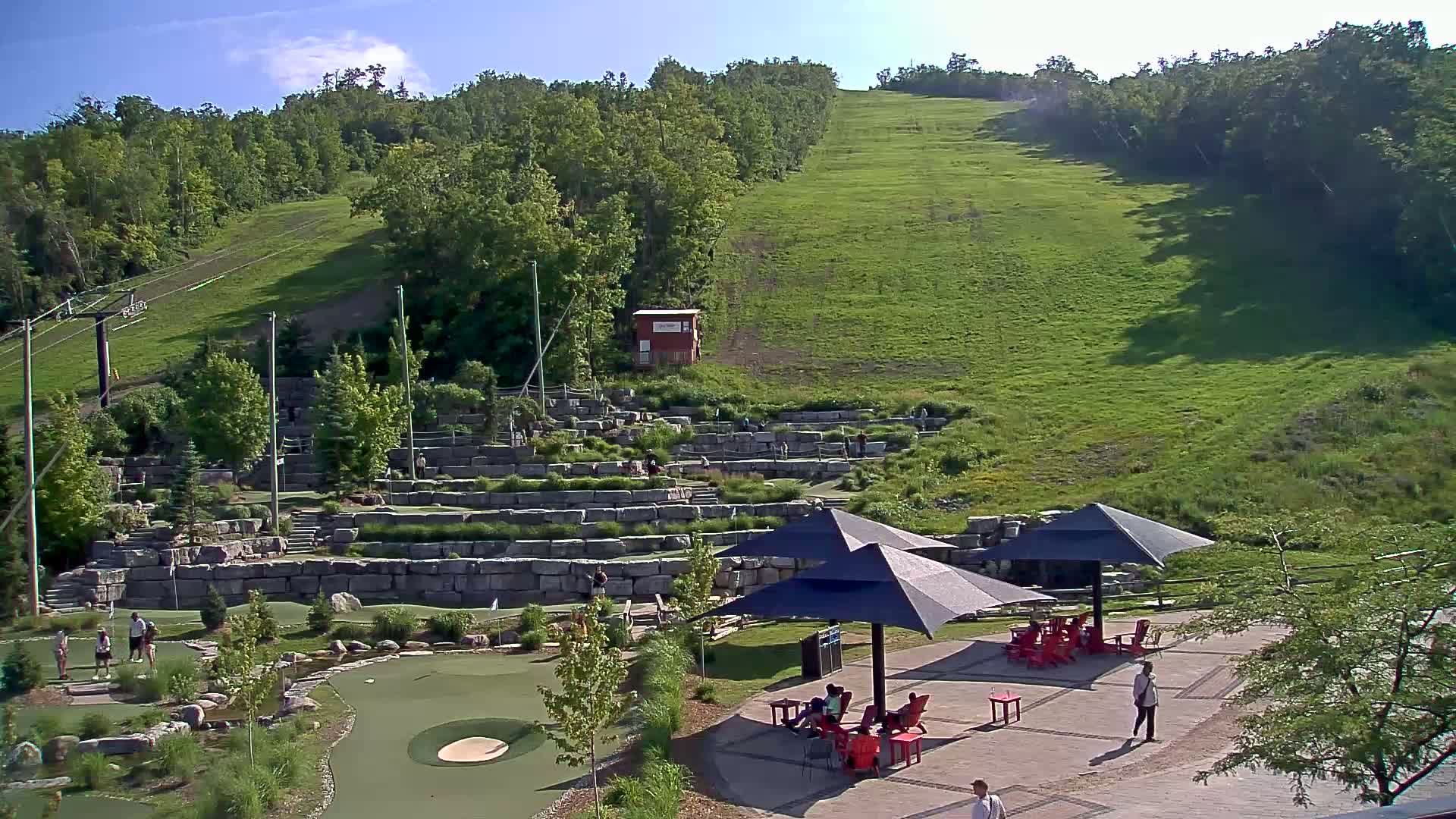 Blue Mountain Village Base Ski Slope and Ropeway Live Cam - Collingwood, Blue Mountains, Simcoe, Ontario, Canada