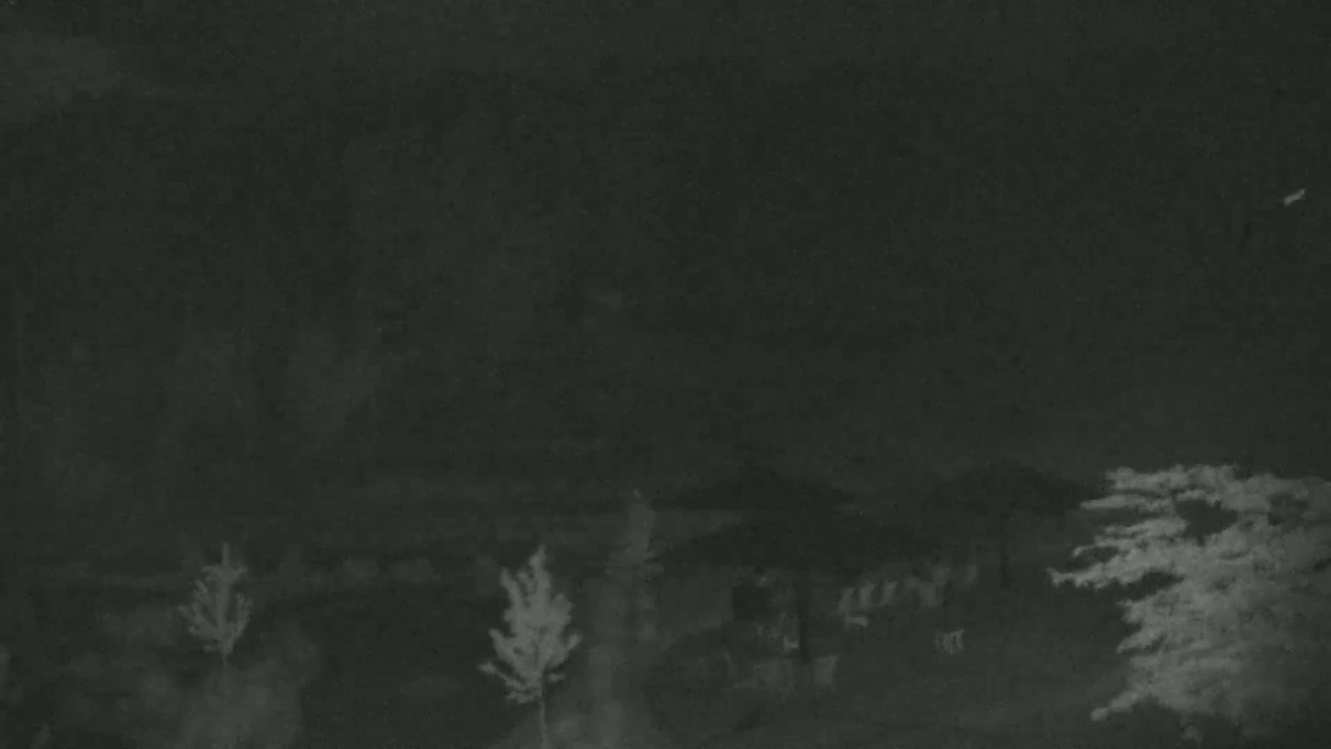 Blue Mountain Village Base Ski Slope and Ropeway Live Cam - Collingwood, Blue Mountains, Simcoe, Ontario, Canada