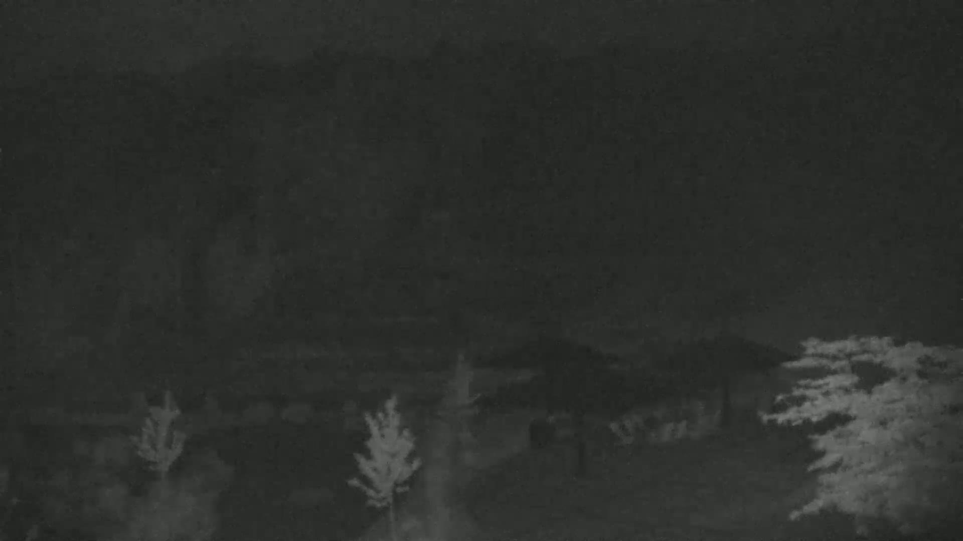 Blue Mountain Village Base Ski Slope and Ropeway Live Cam - Collingwood, Blue Mountains, Simcoe, Ontario, Canada