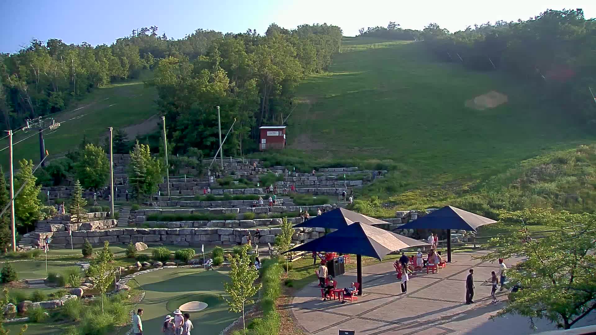 Blue Mountain Village Base Ski Slope and Ropeway Live Cam - Collingwood, Blue Mountains, Simcoe, Ontario, Canada