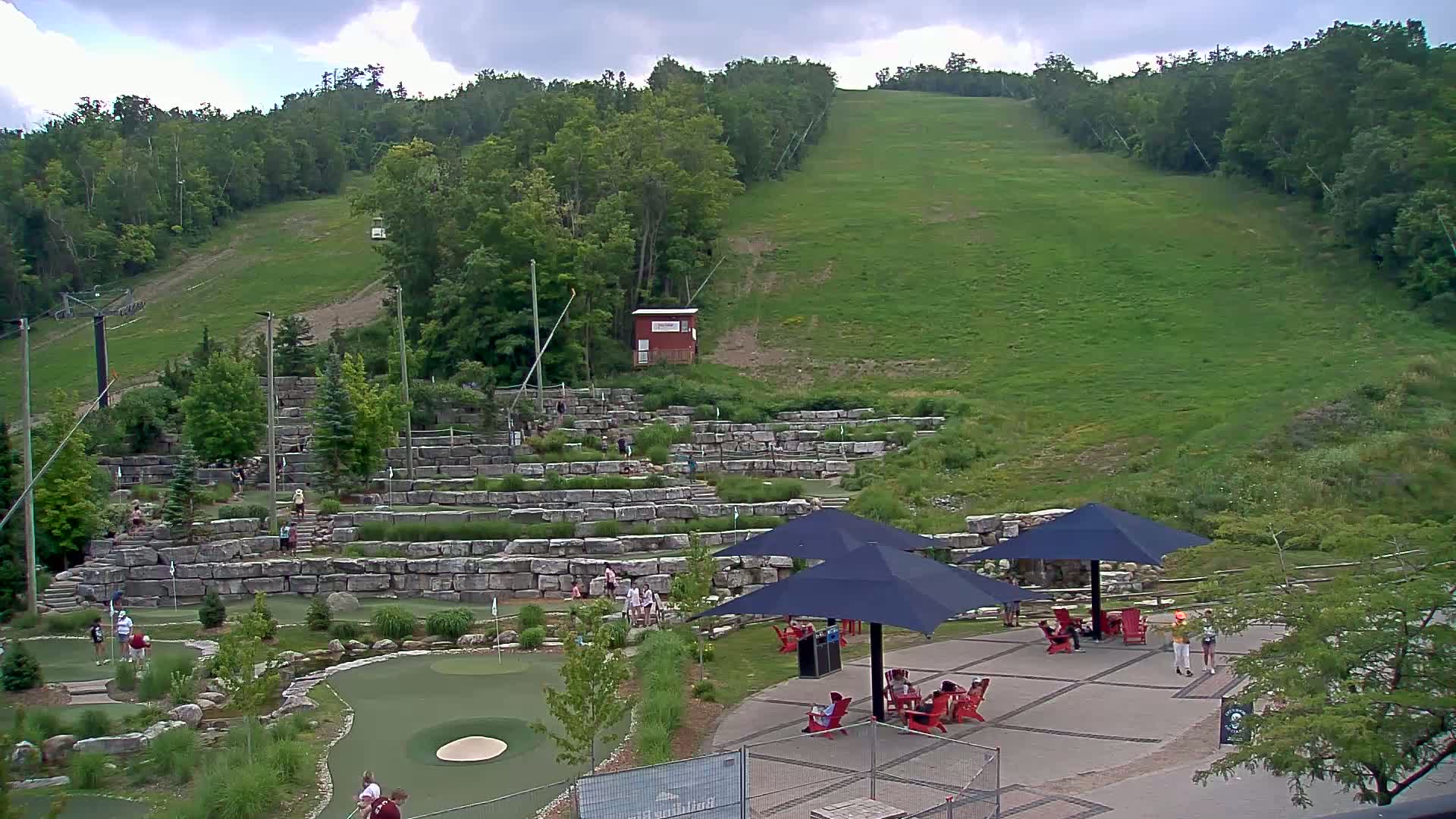 Blue Mountain Village Base Ski Slope and Ropeway Live Cam - Collingwood, Blue Mountains, Simcoe, Ontario, Canada