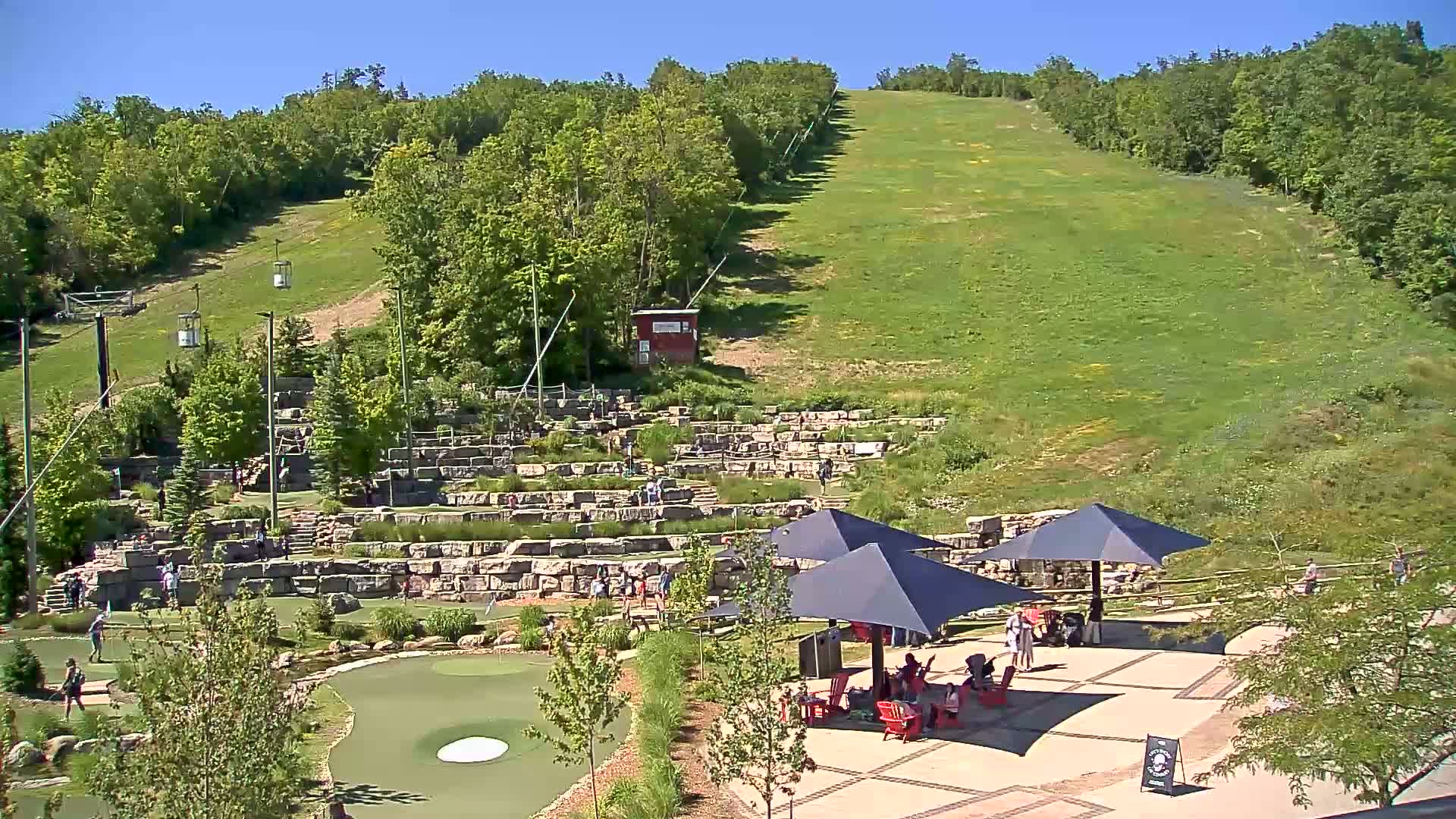 Blue Mountain Village Base Ski Slope and Ropeway Live Cam - Collingwood, Blue Mountains, Simcoe, Ontario, Canada