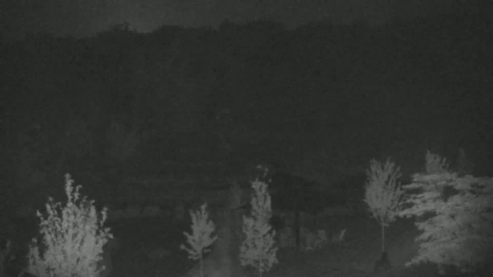 Blue Mountain Village Base Ski Slope and Ropeway Live Cam - Collingwood, Blue Mountains, Simcoe, Ontario, Canada