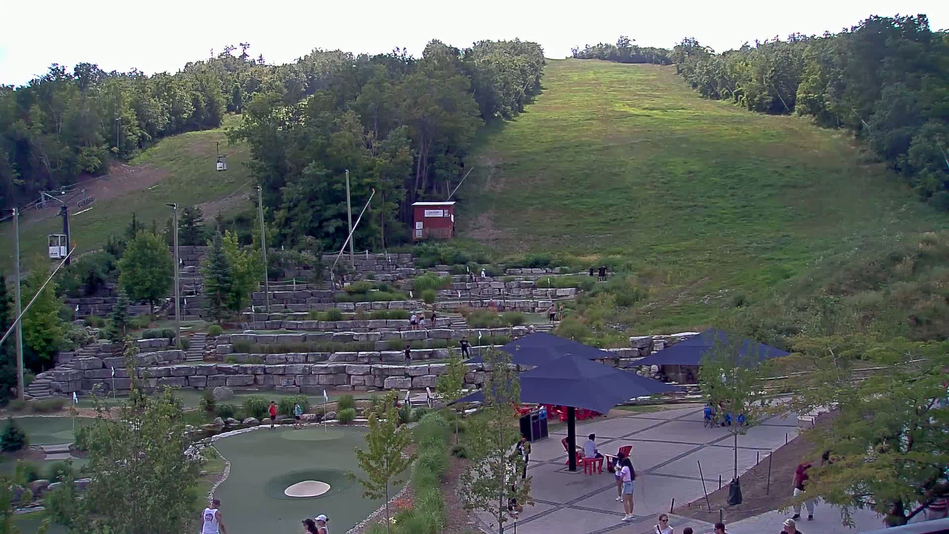 Blue Mountain Village Base Ski Slope and Ropeway Live Cam - Collingwood, Blue Mountains, Simcoe, Ontario, Canada