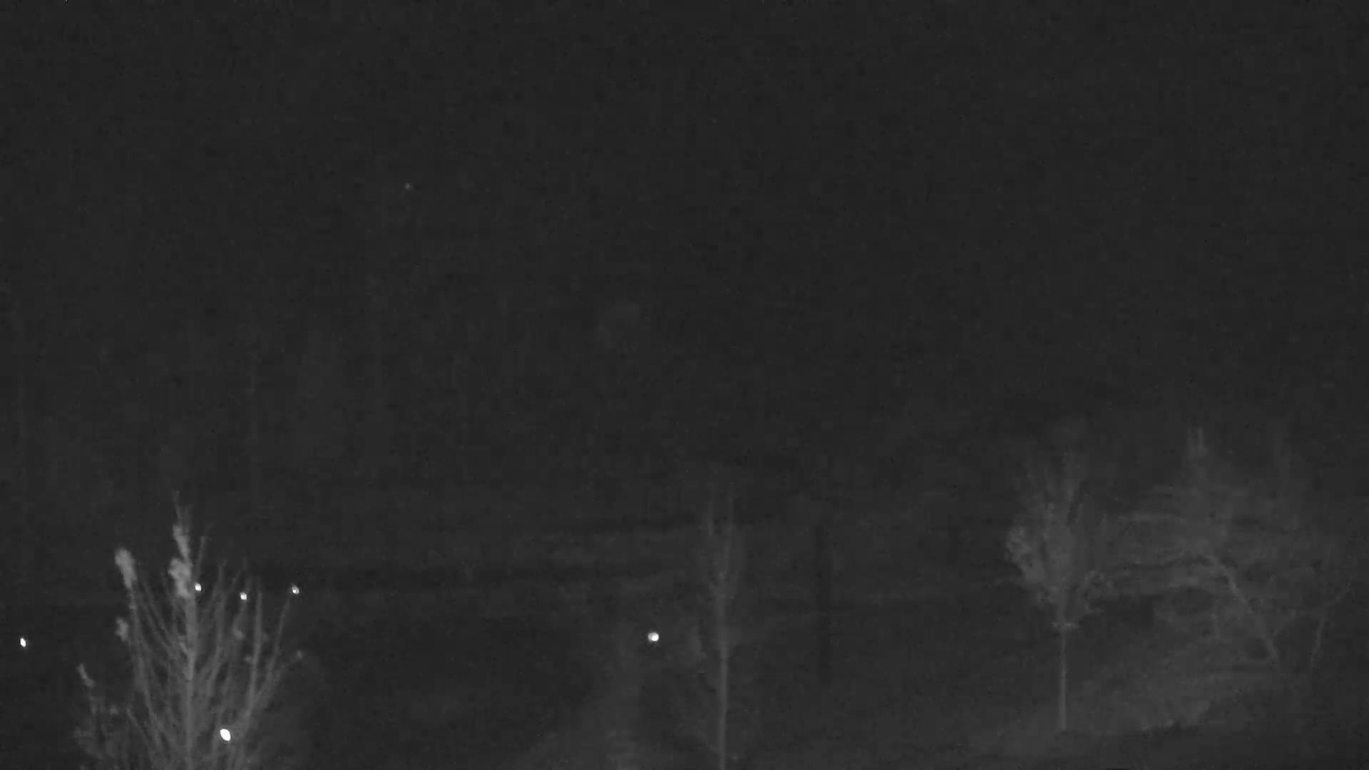 Blue Mountain Village Base Ski Slope and Ropeway Live Cam - Collingwood, Blue Mountains, Simcoe, Ontario, Canada