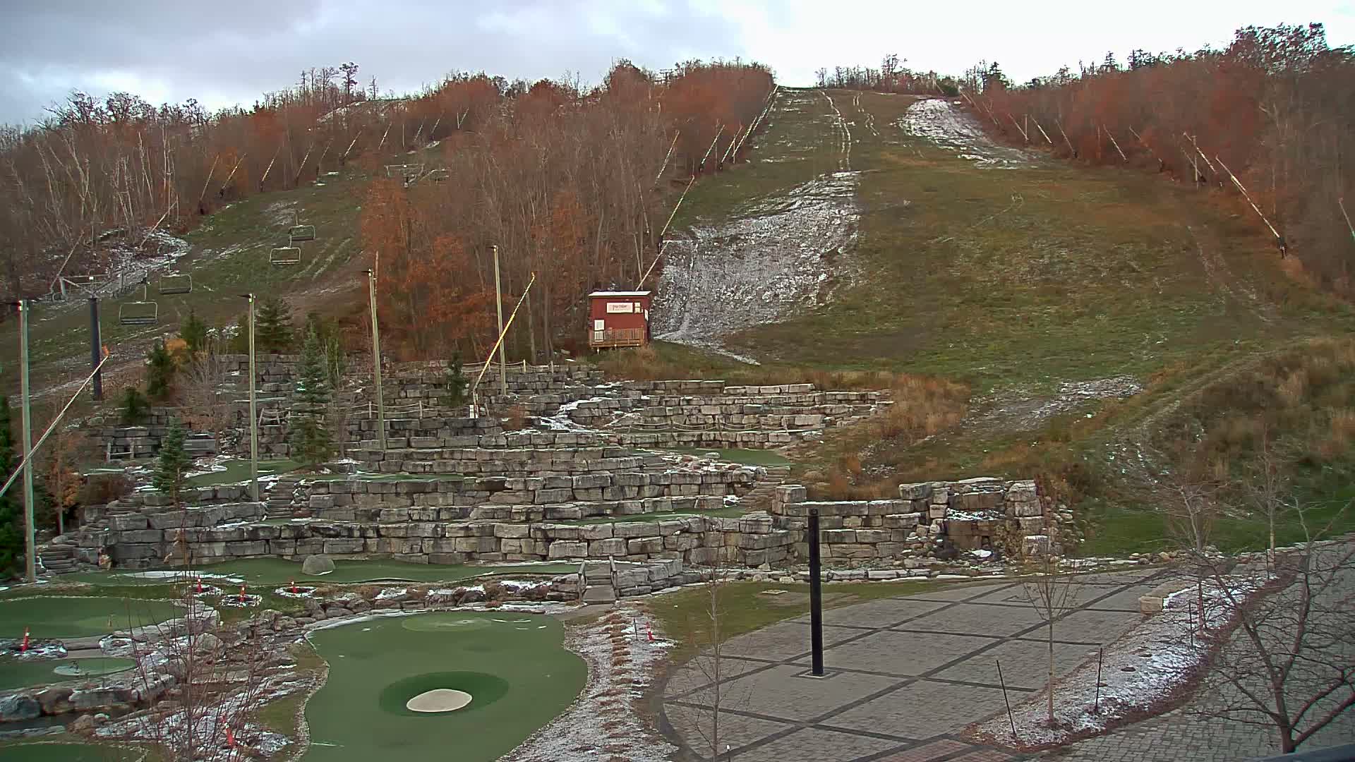 Blue Mountain Village Base Ski Slope and Ropeway Live Cam - Collingwood, Blue Mountains, Simcoe, Ontario, Canada