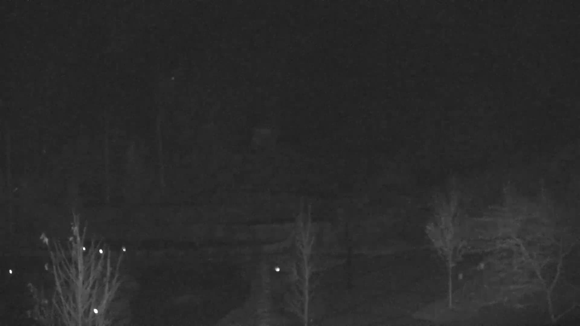 Blue Mountain Village Base Ski Slope and Ropeway Live Cam - Collingwood, Blue Mountains, Simcoe, Ontario, Canada