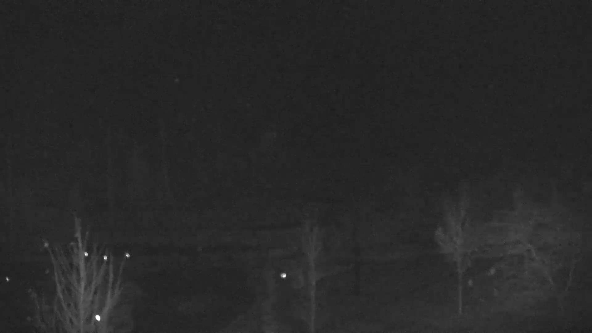 Blue Mountain Village Base Ski Slope and Ropeway Live Cam - Collingwood, Blue Mountains, Simcoe, Ontario, Canada