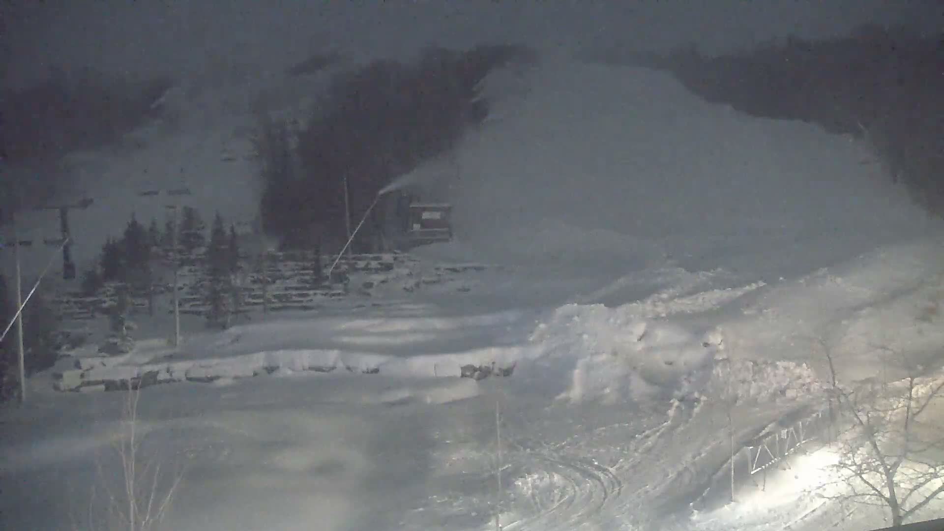 Blue Mountain Village Base Ski Slope and Ropeway Live Cam - Collingwood, Blue Mountains, Simcoe, Ontario, Canada