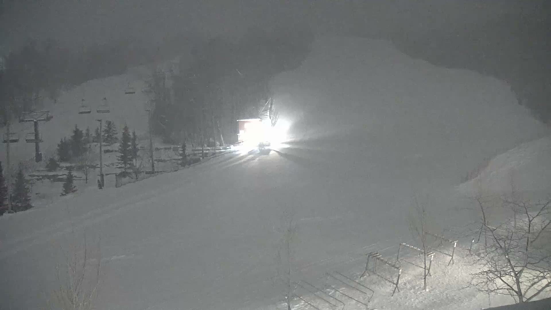 Blue Mountain Village Base Ski Slope and Ropeway Live Cam - Collingwood, Blue Mountains, Simcoe, Ontario, Canada