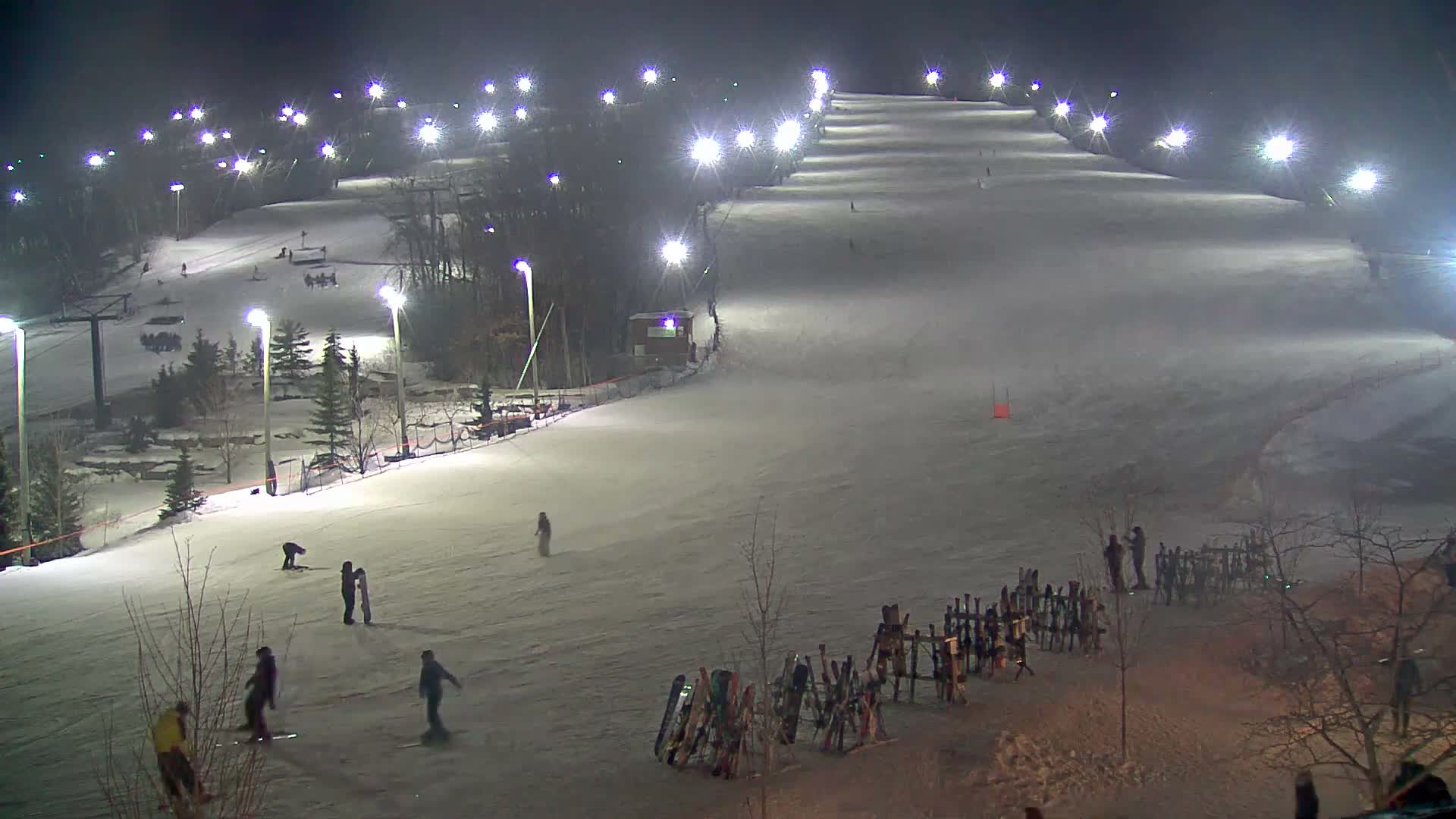 Blue Mountain Village Base Ski Slope and Ropeway Live Cam - Collingwood, Blue Mountains, Simcoe, Ontario, Canada
