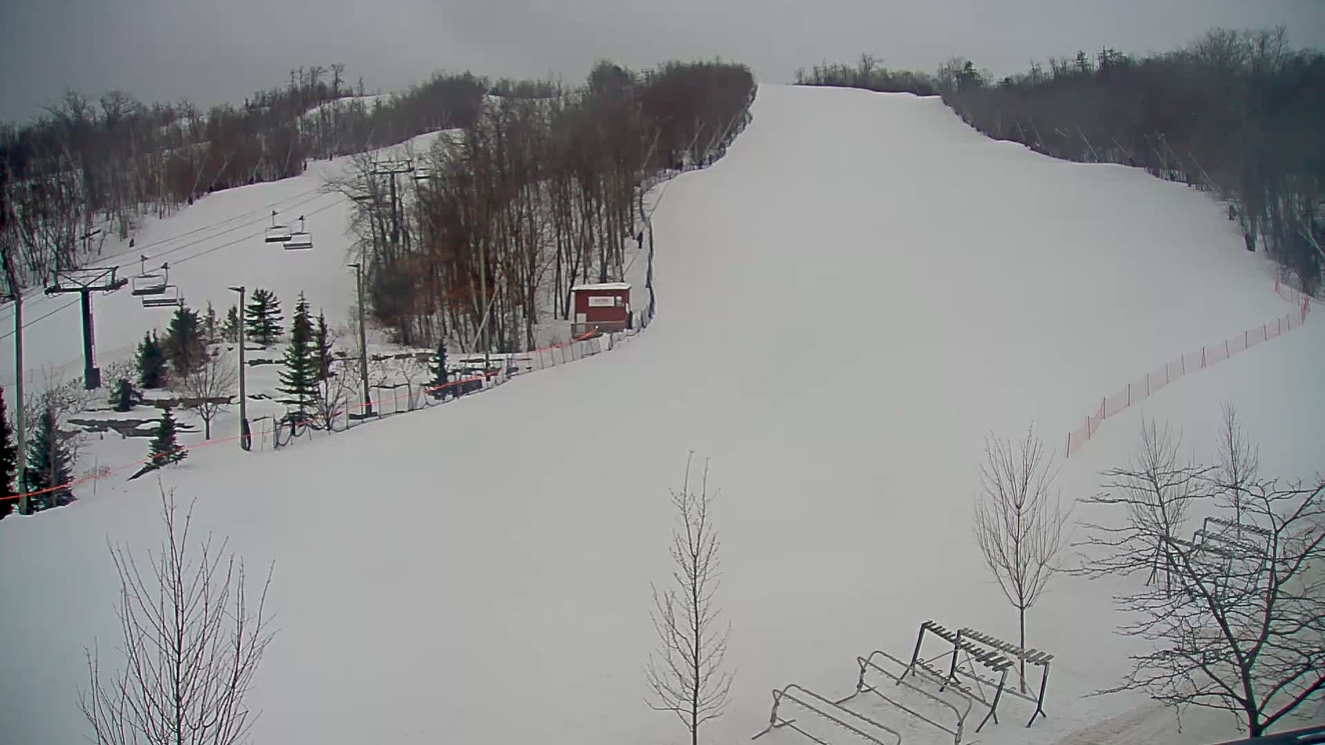Blue Mountain Village Base Ski Slope and Ropeway Live Cam - Collingwood, Blue Mountains, Simcoe, Ontario, Canada
