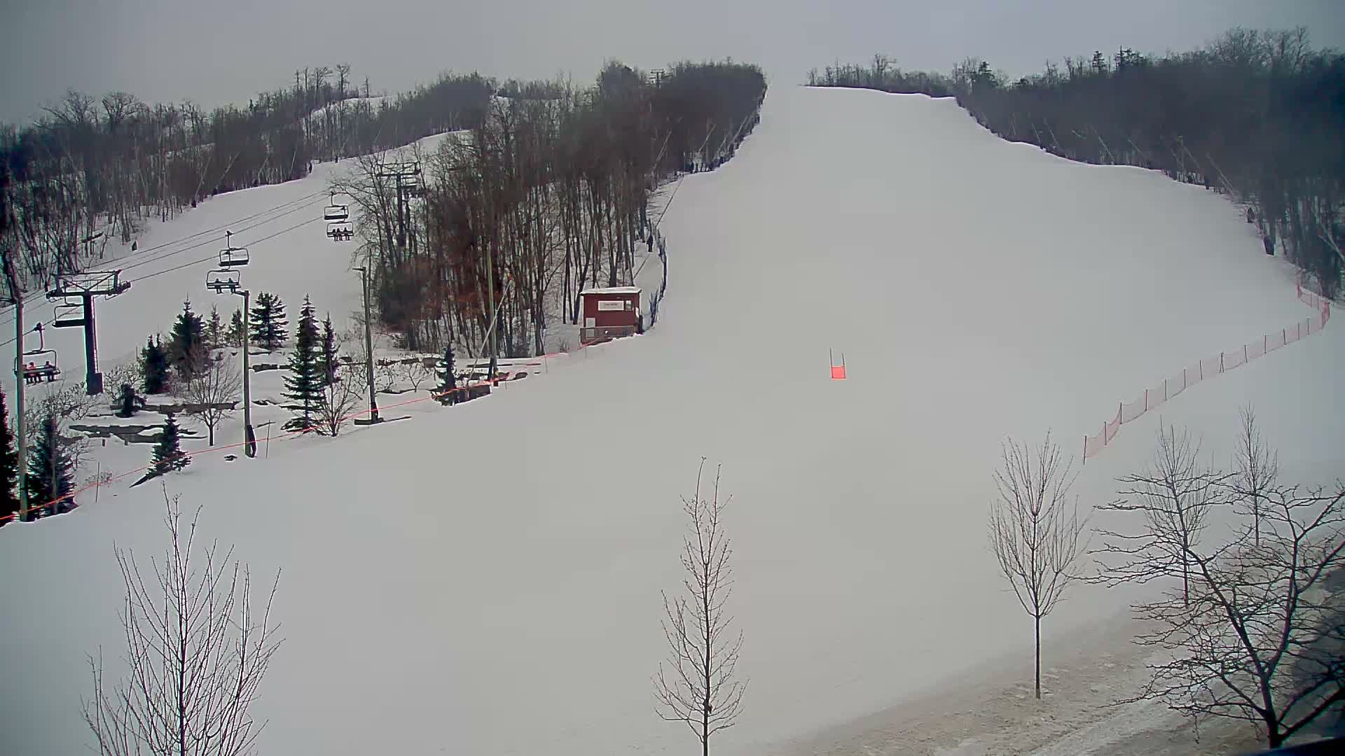 Blue Mountain Village Base Ski Slope and Ropeway Live Cam - Collingwood, Blue Mountains, Simcoe, Ontario, Canada