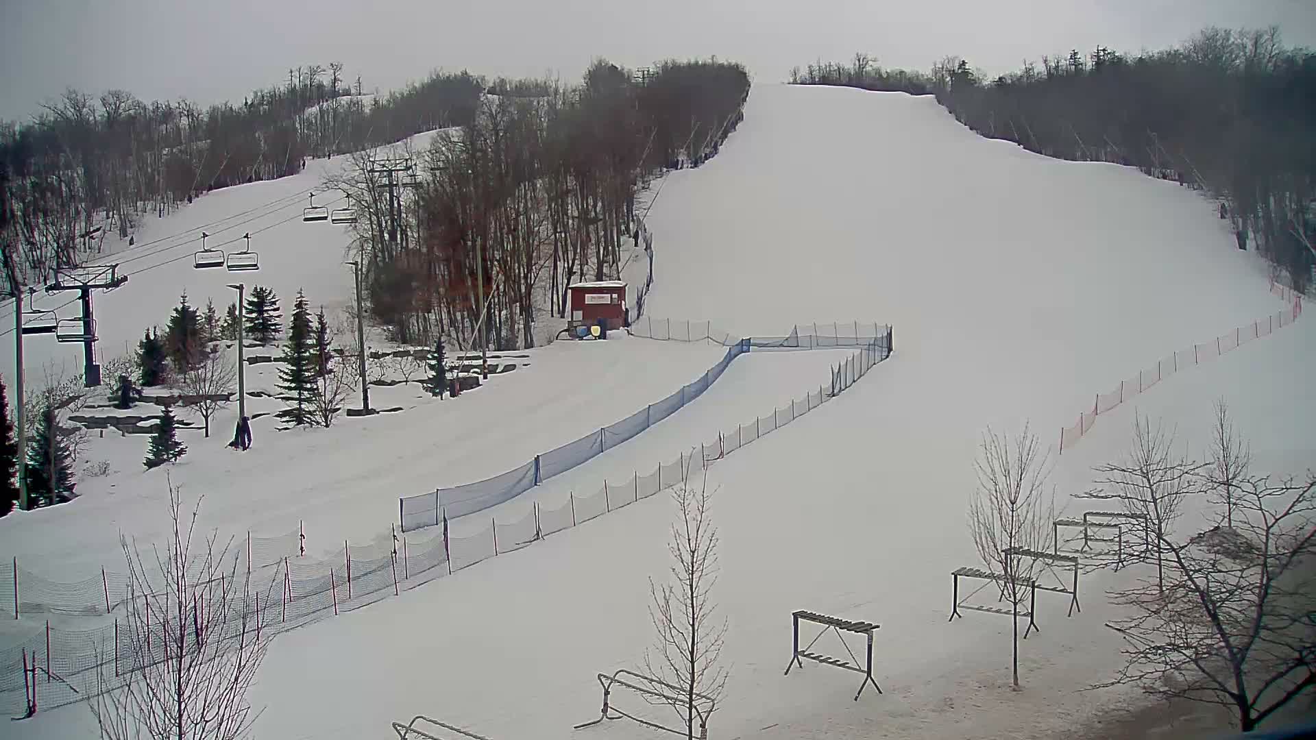 Blue Mountain Village Base Ski Slope and Ropeway Live Cam - Collingwood, Blue Mountains, Simcoe, Ontario, Canada