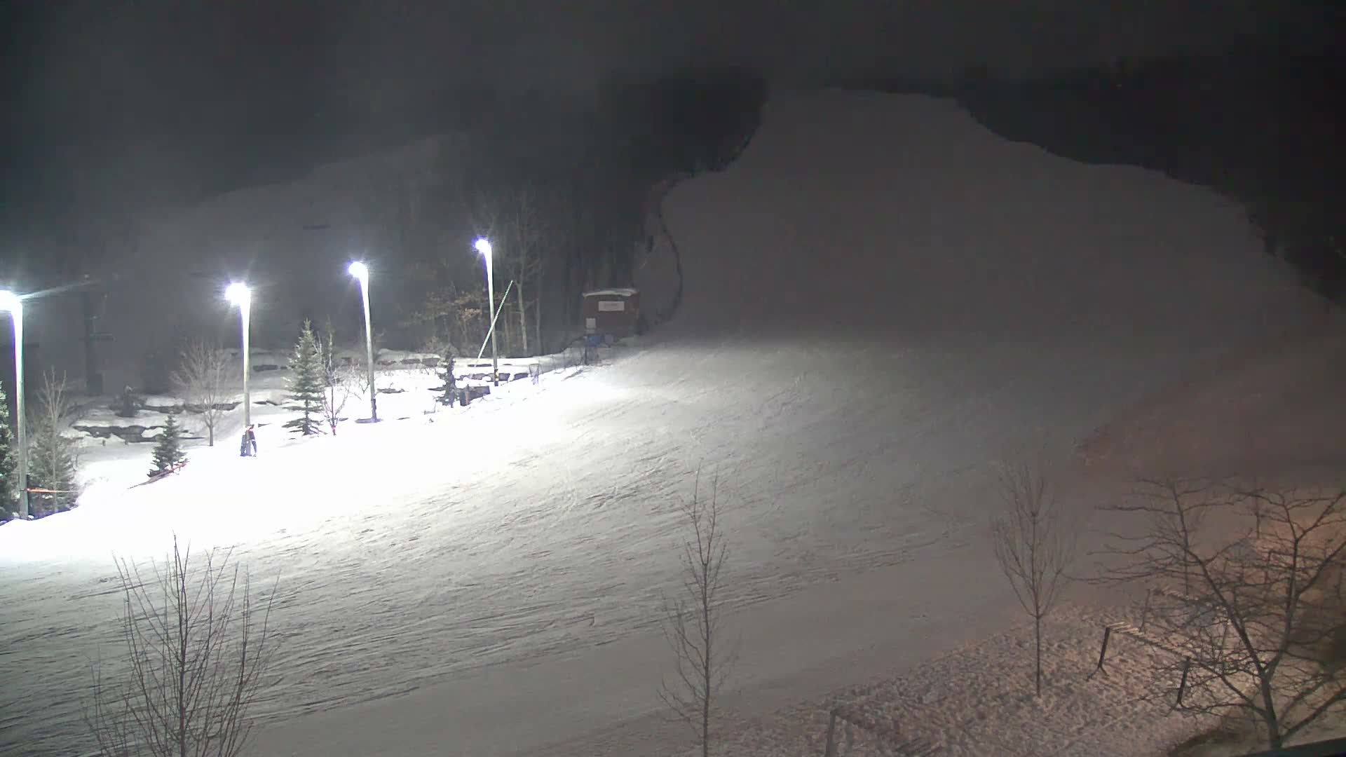 Blue Mountain Village Base Ski Slope and Ropeway Live Cam - Collingwood, Blue Mountains, Simcoe, Ontario, Canada