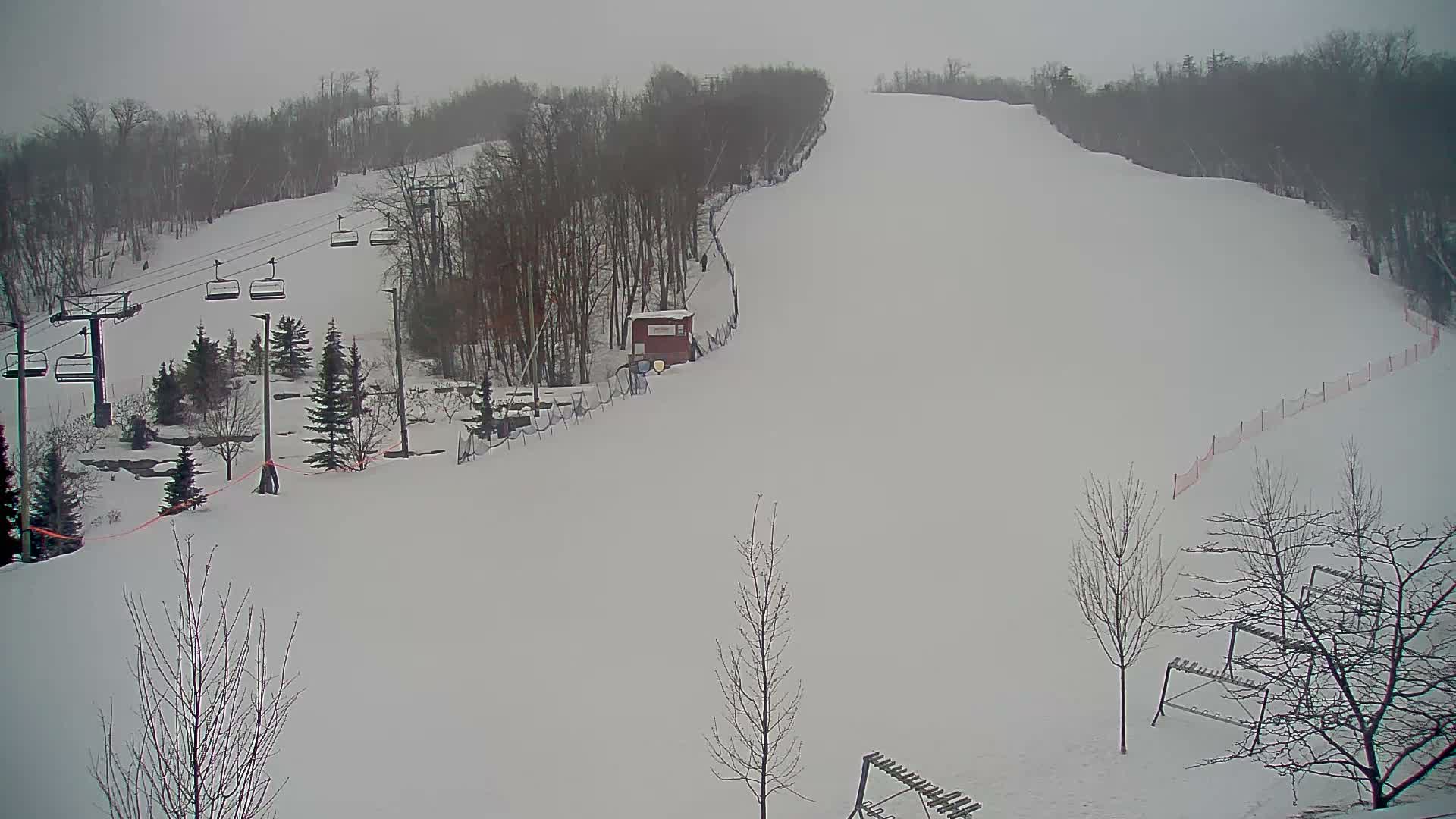 Blue Mountain Village Base Ski Slope and Ropeway Live Cam - Collingwood, Blue Mountains, Simcoe, Ontario, Canada