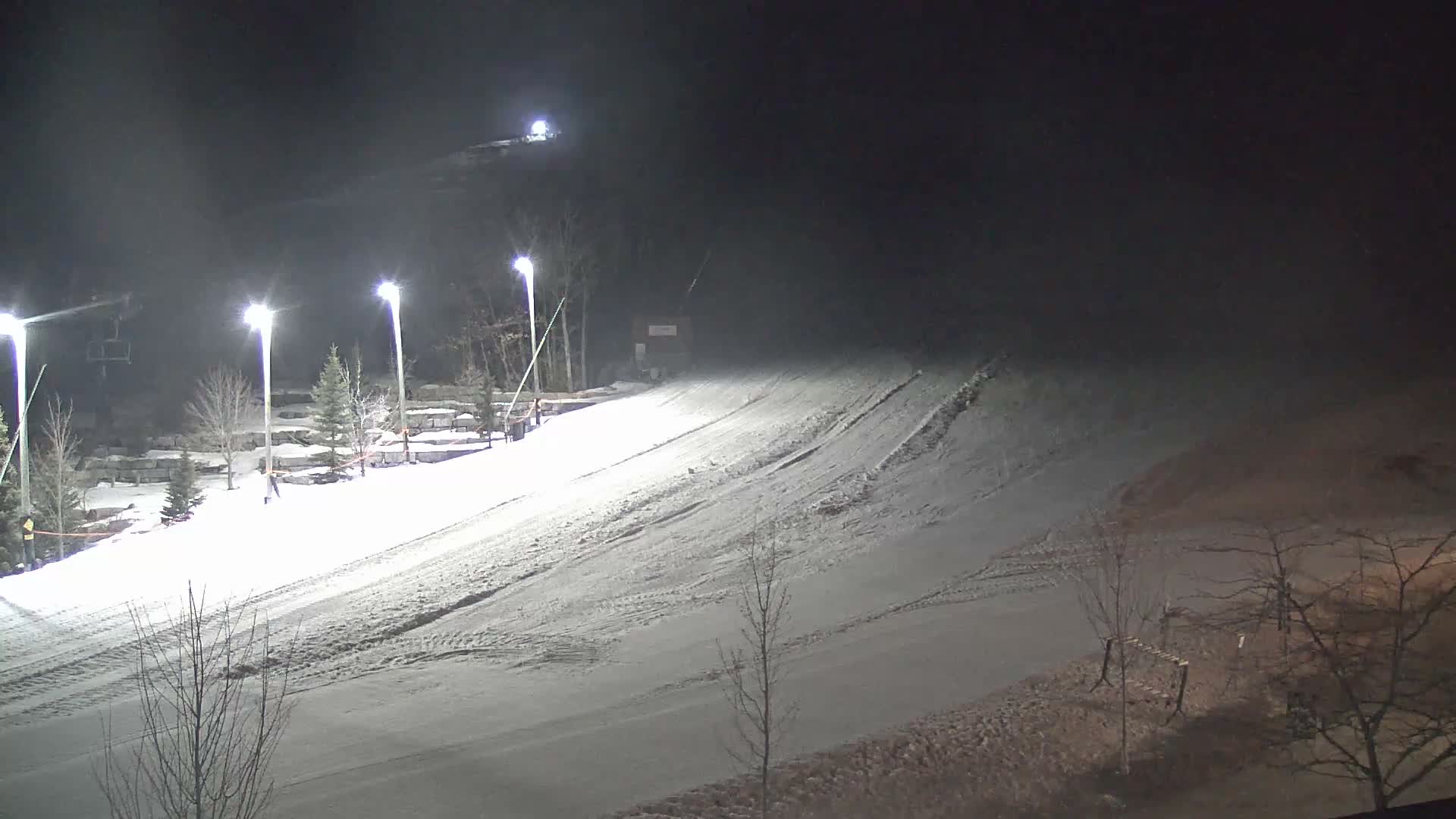 Blue Mountain Village Base Ski Slope and Ropeway Live Cam - Collingwood, Blue Mountains, Simcoe, Ontario, Canada
