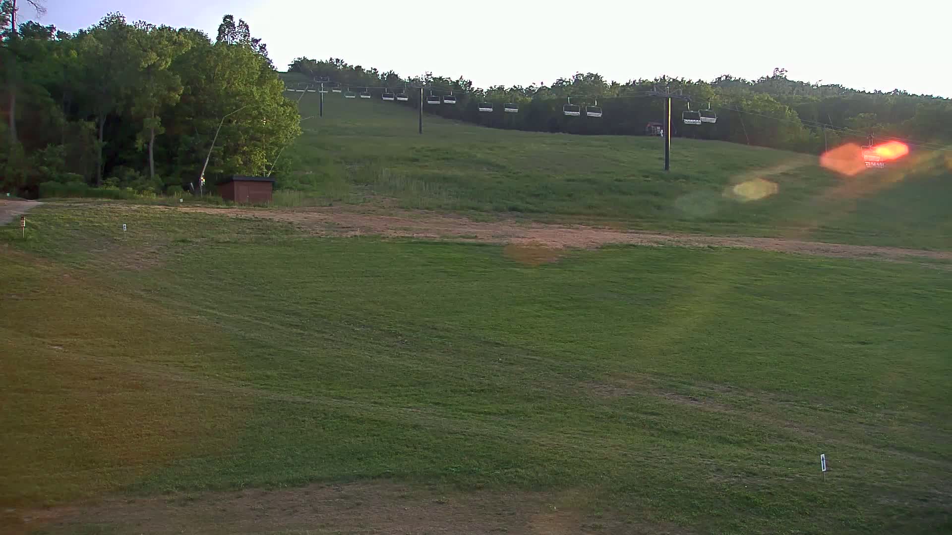 Blue Mountain South Base Ski Slopes & Cable Car Live Cam - Collingwood, Blue Mountains, Simcoe, Ontario, Canada