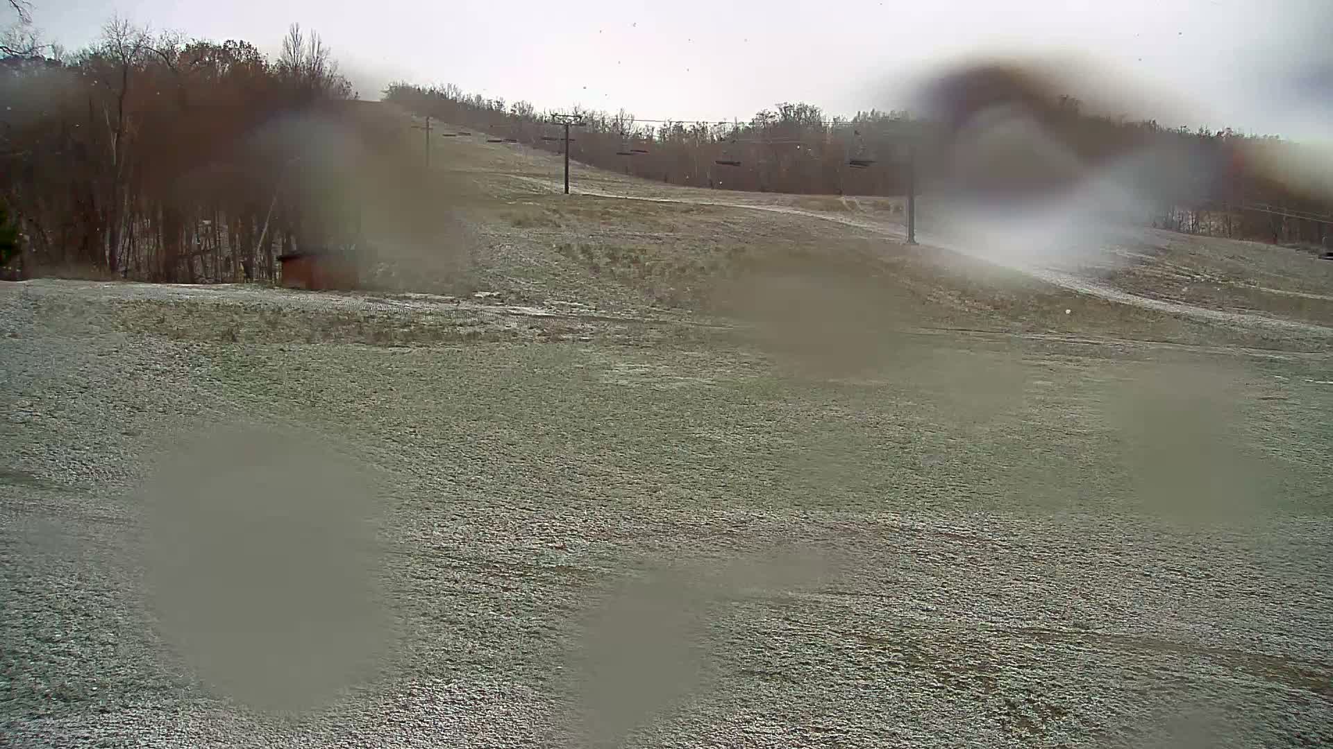 Blue Mountain South Base Ski Slopes & Cable Car Live Cam - Collingwood, Blue Mountains, Simcoe, Ontario, Canada