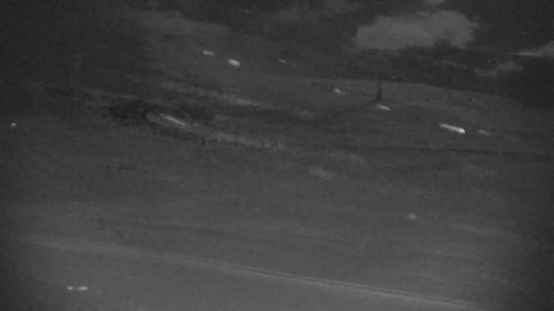 Blue Mountain South Base Ski Slopes & Cable Car Live Cam - Collingwood, Blue Mountains, Simcoe, Ontario, Canada