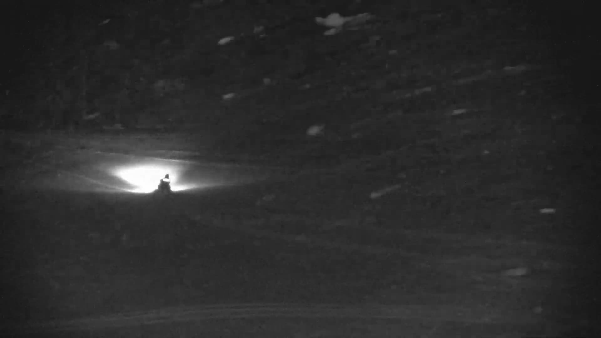 Blue Mountain South Base Ski Slopes & Cable Car Live Cam - Collingwood, Blue Mountains, Simcoe, Ontario, Canada