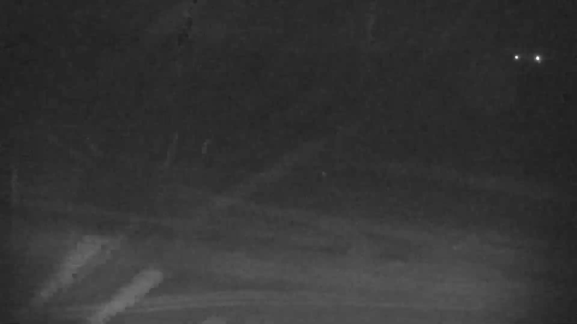 Blue Mountain South Base Ski Slopes & Cable Car Live Cam - Collingwood, Blue Mountains, Simcoe, Ontario, Canada