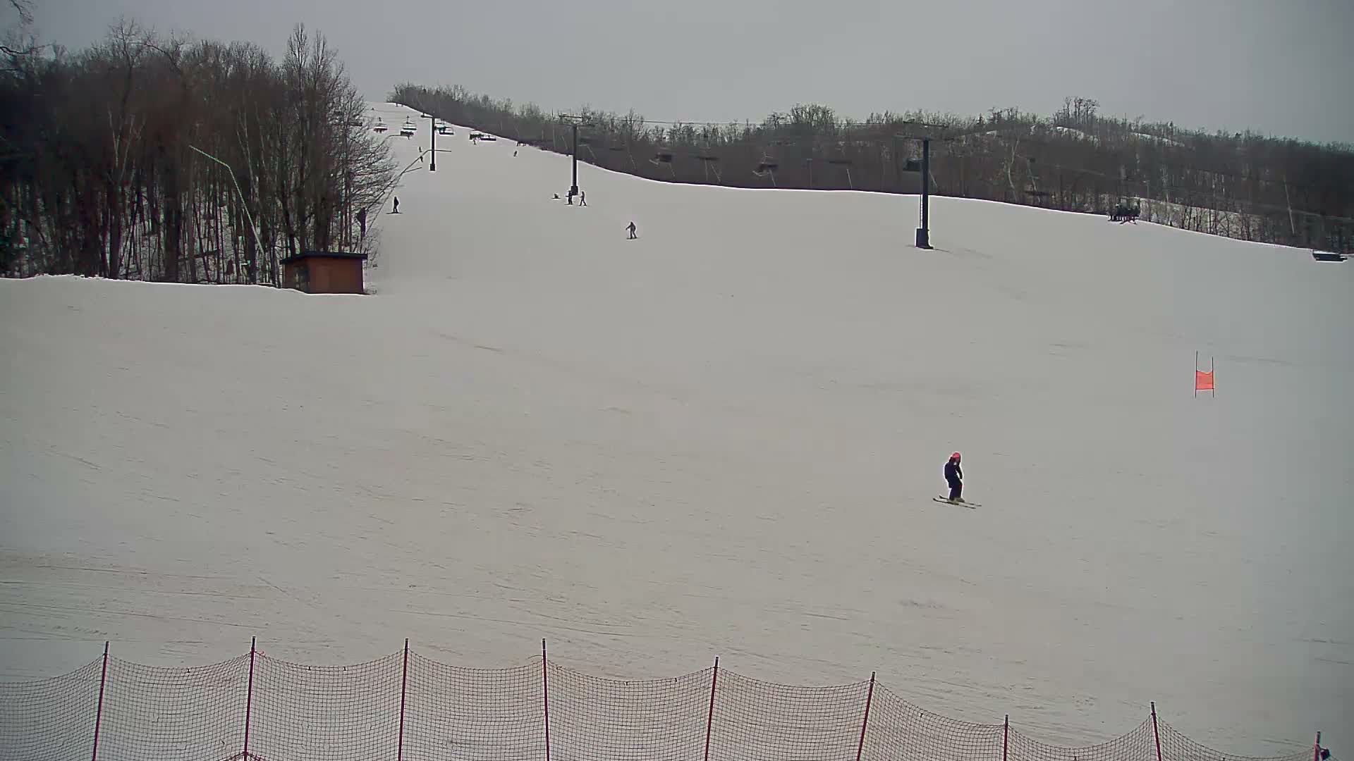 Blue Mountain South Base Ski Slopes & Cable Car Live Cam - Collingwood, Blue Mountains, Simcoe, Ontario, Canada