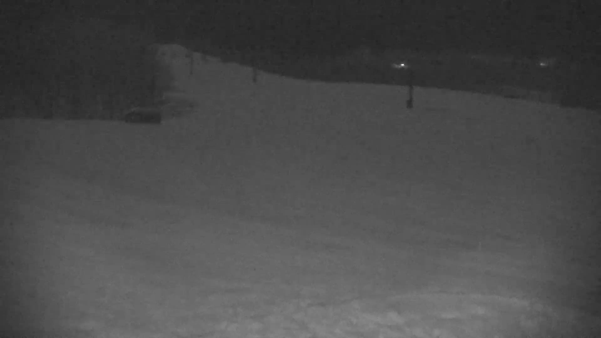 Blue Mountain South Base Ski Slopes & Cable Car Live Cam - Collingwood, Blue Mountains, Simcoe, Ontario, Canada
