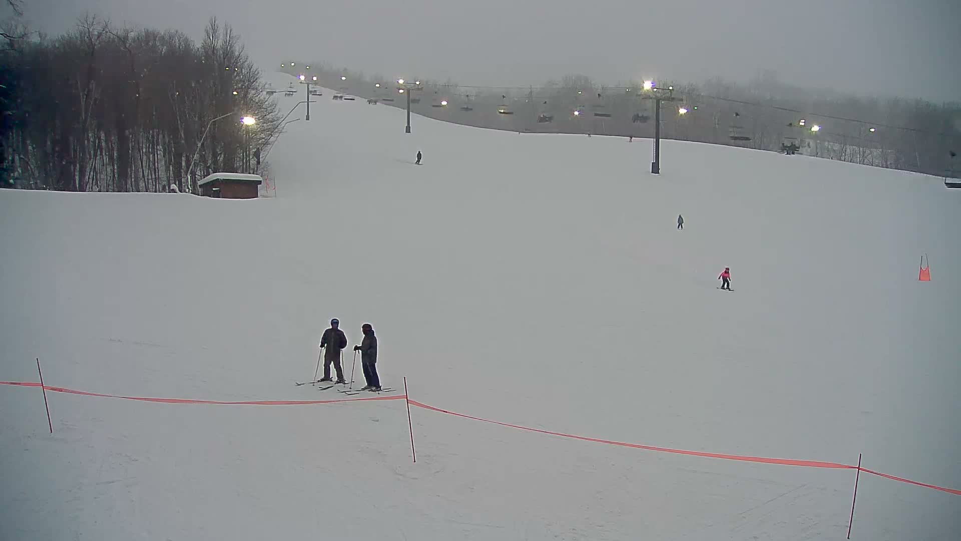 Blue Mountain South Base Ski Slopes & Cable Car Live Cam - Collingwood, Blue Mountains, Simcoe, Ontario, Canada