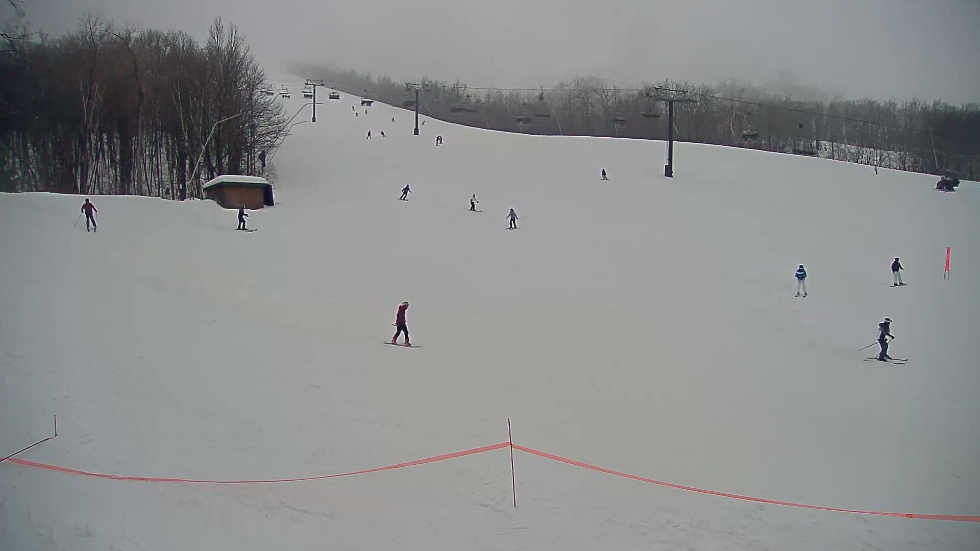 Blue Mountain South Base Ski Slopes & Cable Car Live Cam - Collingwood, Blue Mountains, Simcoe, Ontario, Canada
