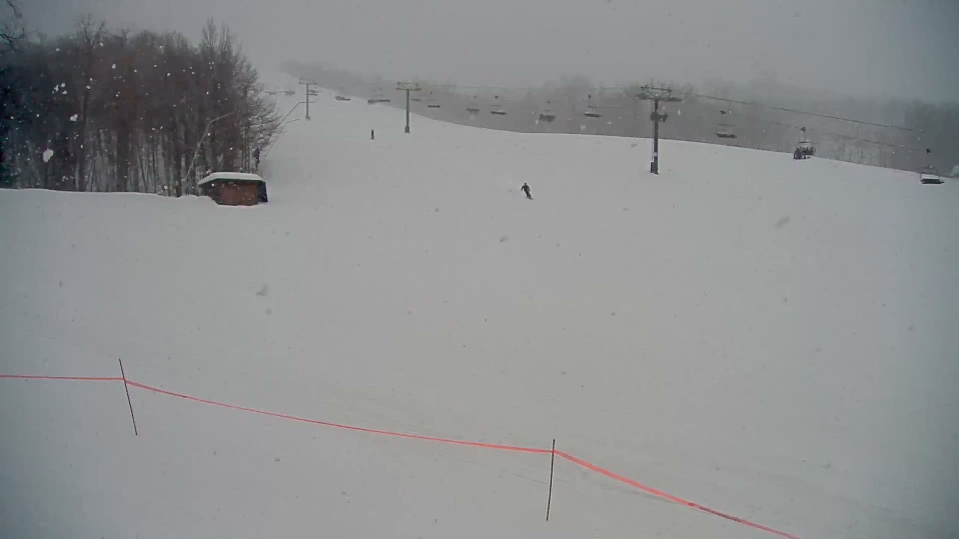 Blue Mountain South Base Ski Slopes & Cable Car Live Cam - Collingwood, Blue Mountains, Simcoe, Ontario, Canada