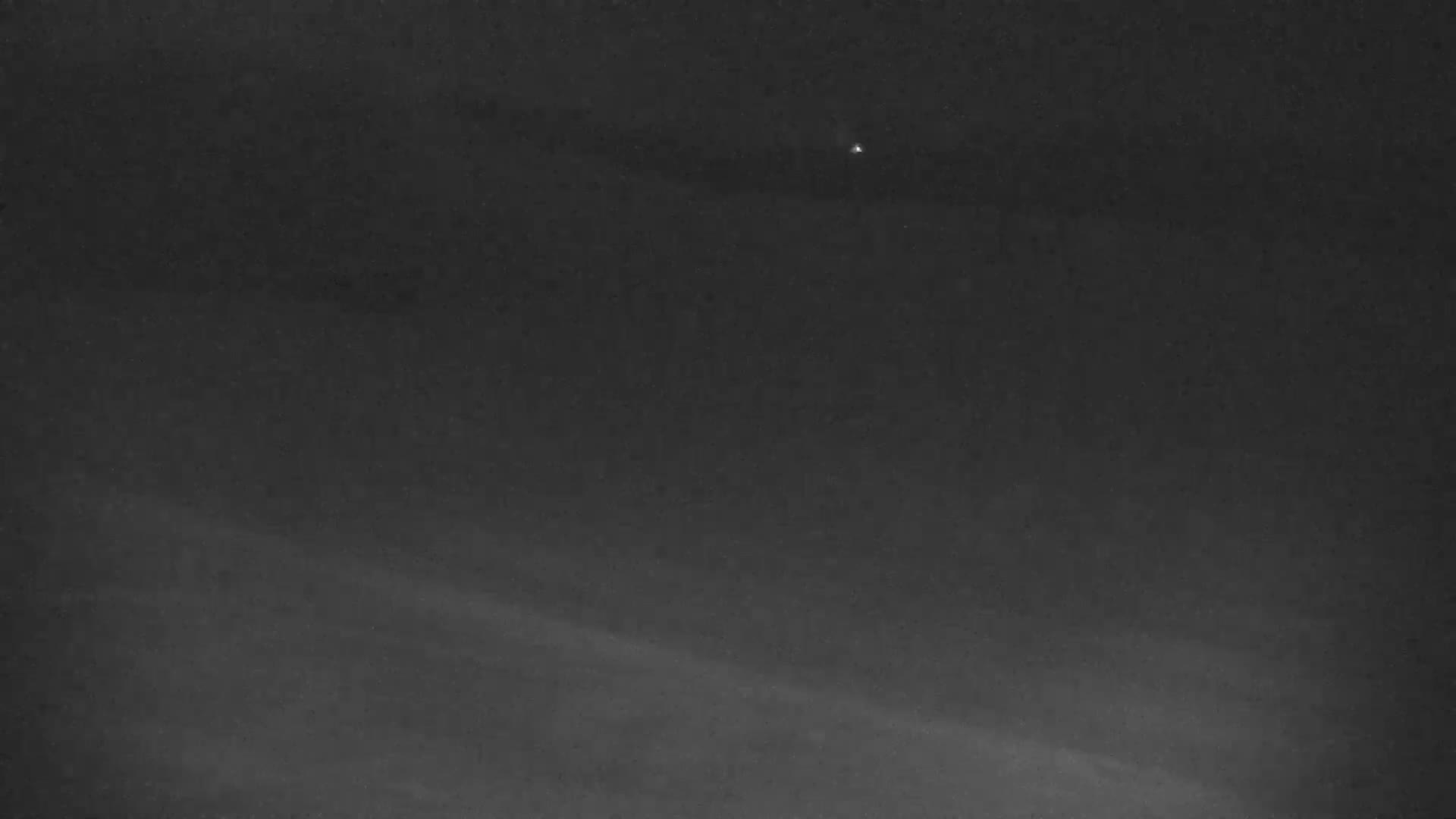Blue Mountain South Base Ski Slopes & Cable Car Live Cam - Collingwood, Blue Mountains, Simcoe, Ontario, Canada