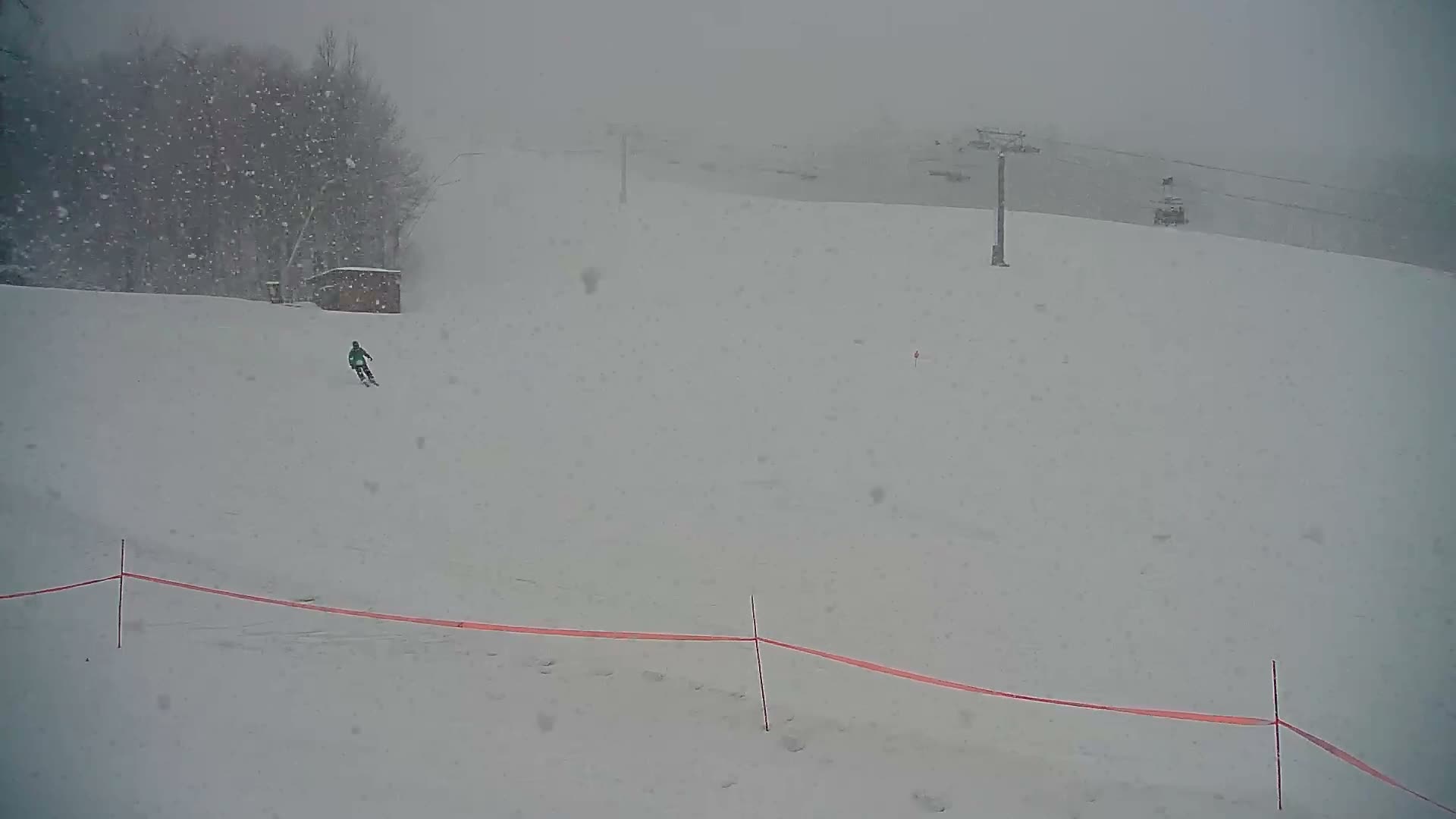Blue Mountain South Base Ski Slopes & Cable Car Live Cam - Collingwood, Blue Mountains, Simcoe, Ontario, Canada