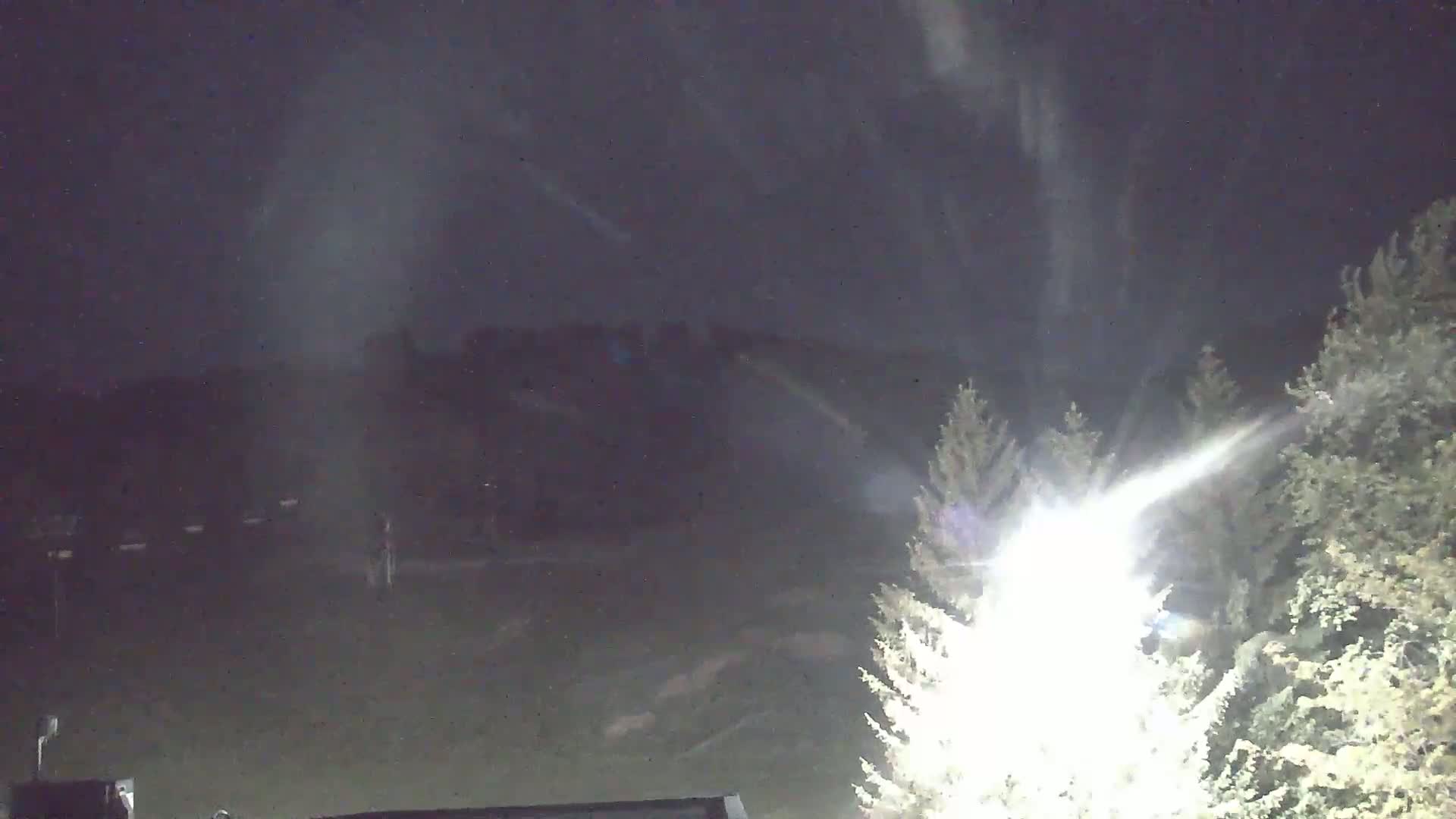 Blue Mountain Valley Base Ski Slopes Live Cam - Collingwood, Blue Mountains, Simcoe, Ontario, Canada
