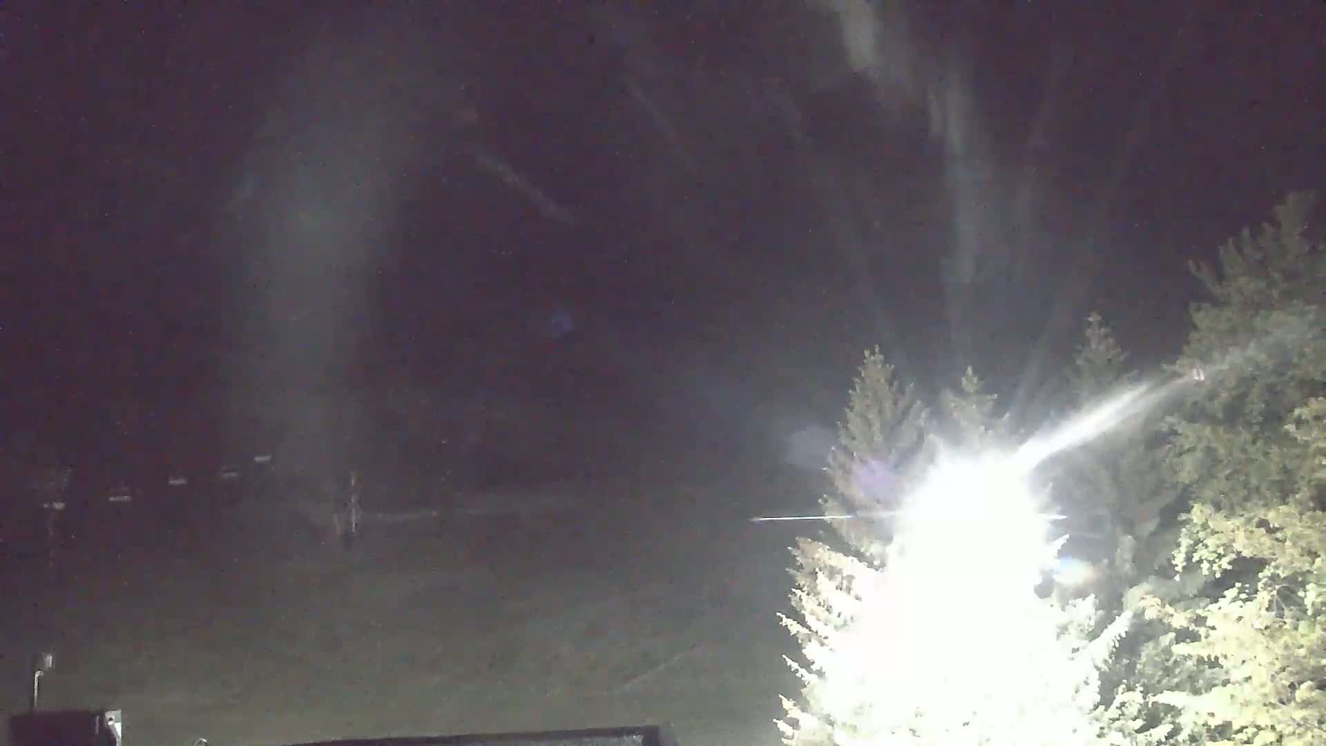 Blue Mountain Valley Base Ski Slopes Live Cam - Collingwood, Blue Mountains, Simcoe, Ontario, Canada