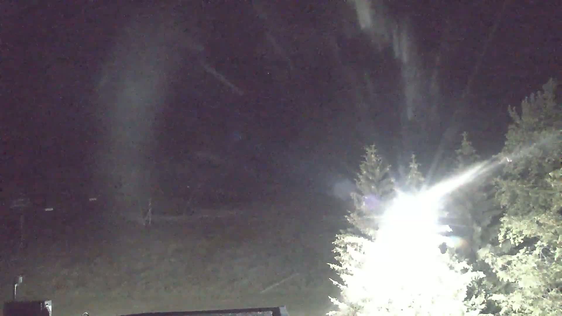 Blue Mountain Valley Base Ski Slopes Live Cam - Collingwood, Blue Mountains, Simcoe, Ontario, Canada