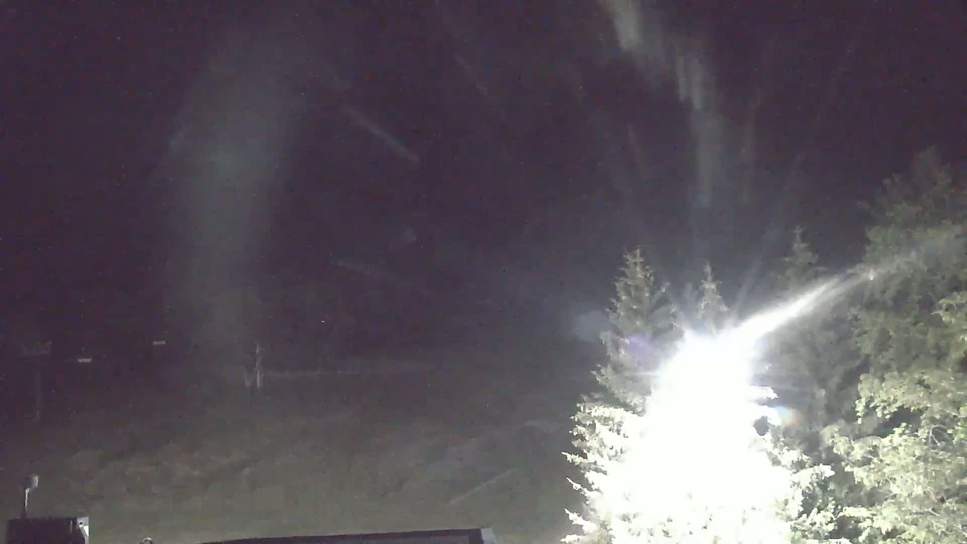 Blue Mountain Valley Base Ski Slopes Live Cam - Collingwood, Blue Mountains, Simcoe, Ontario, Canada