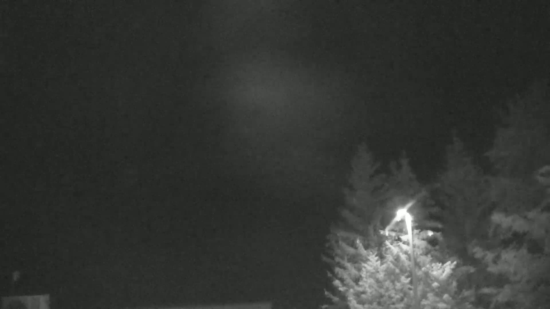 Blue Mountain Valley Base Ski Slopes Live Cam - Collingwood, Blue Mountains, Simcoe, Ontario, Canada