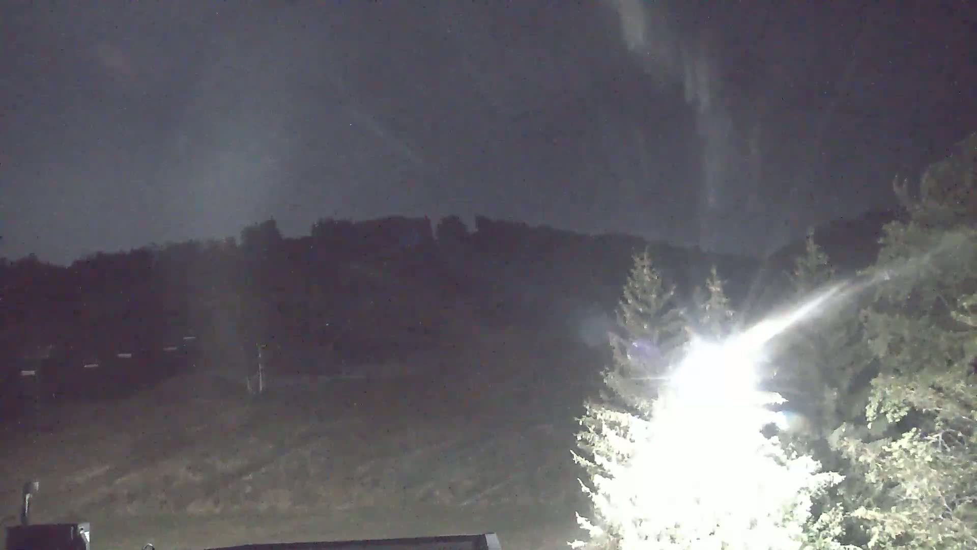 Blue Mountain Valley Base Ski Slopes Live Cam - Collingwood, Blue Mountains, Simcoe, Ontario, Canada
