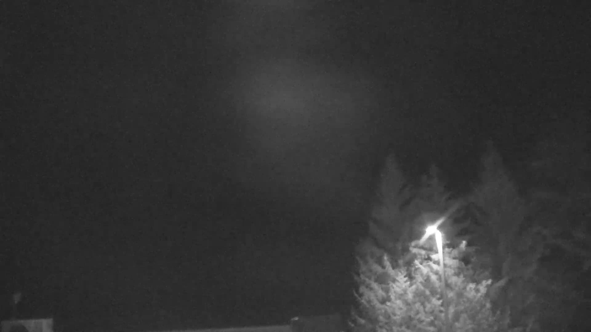 Blue Mountain Valley Base Ski Slopes Live Cam - Collingwood, Blue Mountains, Simcoe, Ontario, Canada