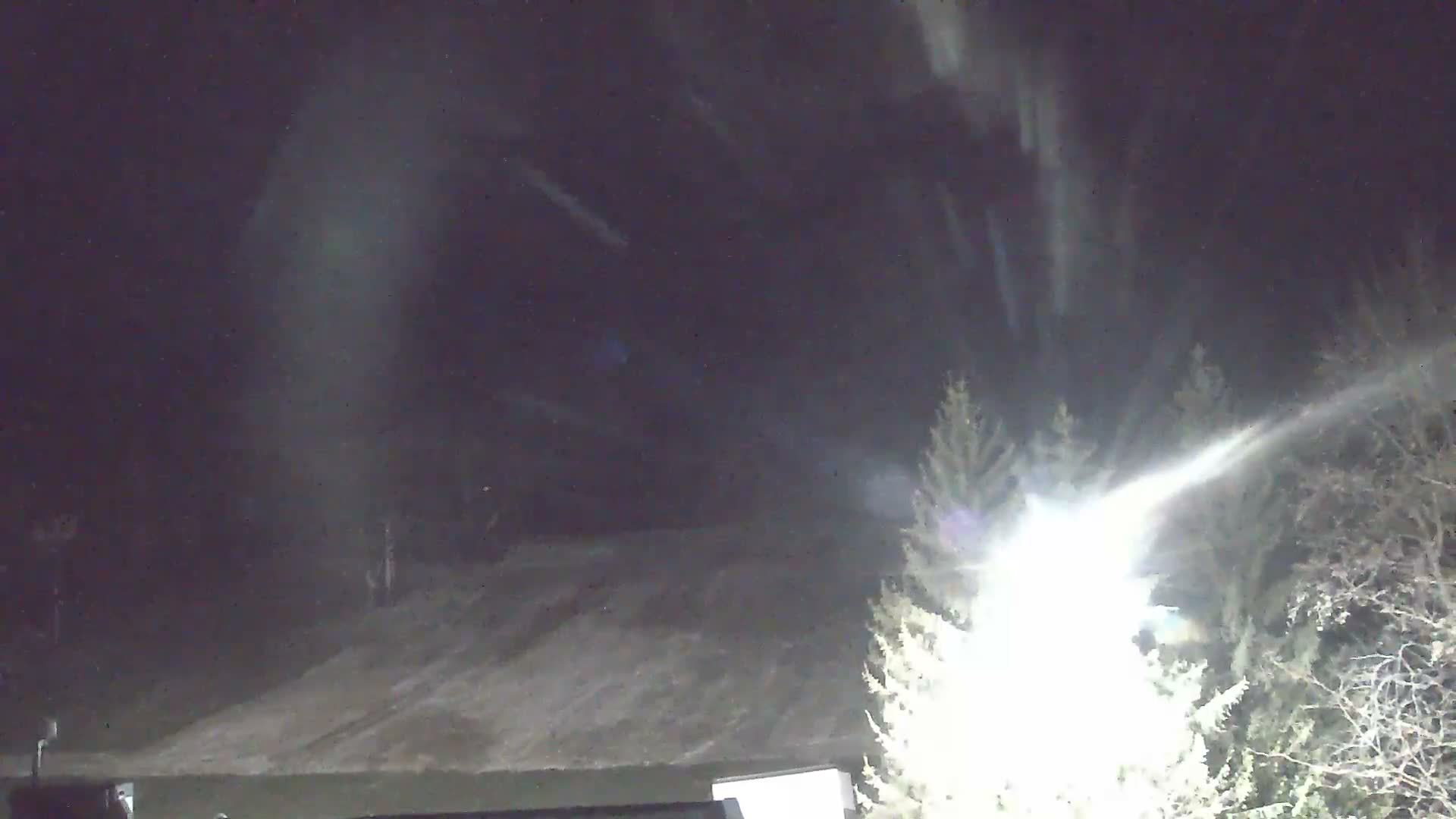 Blue Mountain Valley Base Ski Slopes Live Cam - Collingwood, Blue Mountains, Simcoe, Ontario, Canada