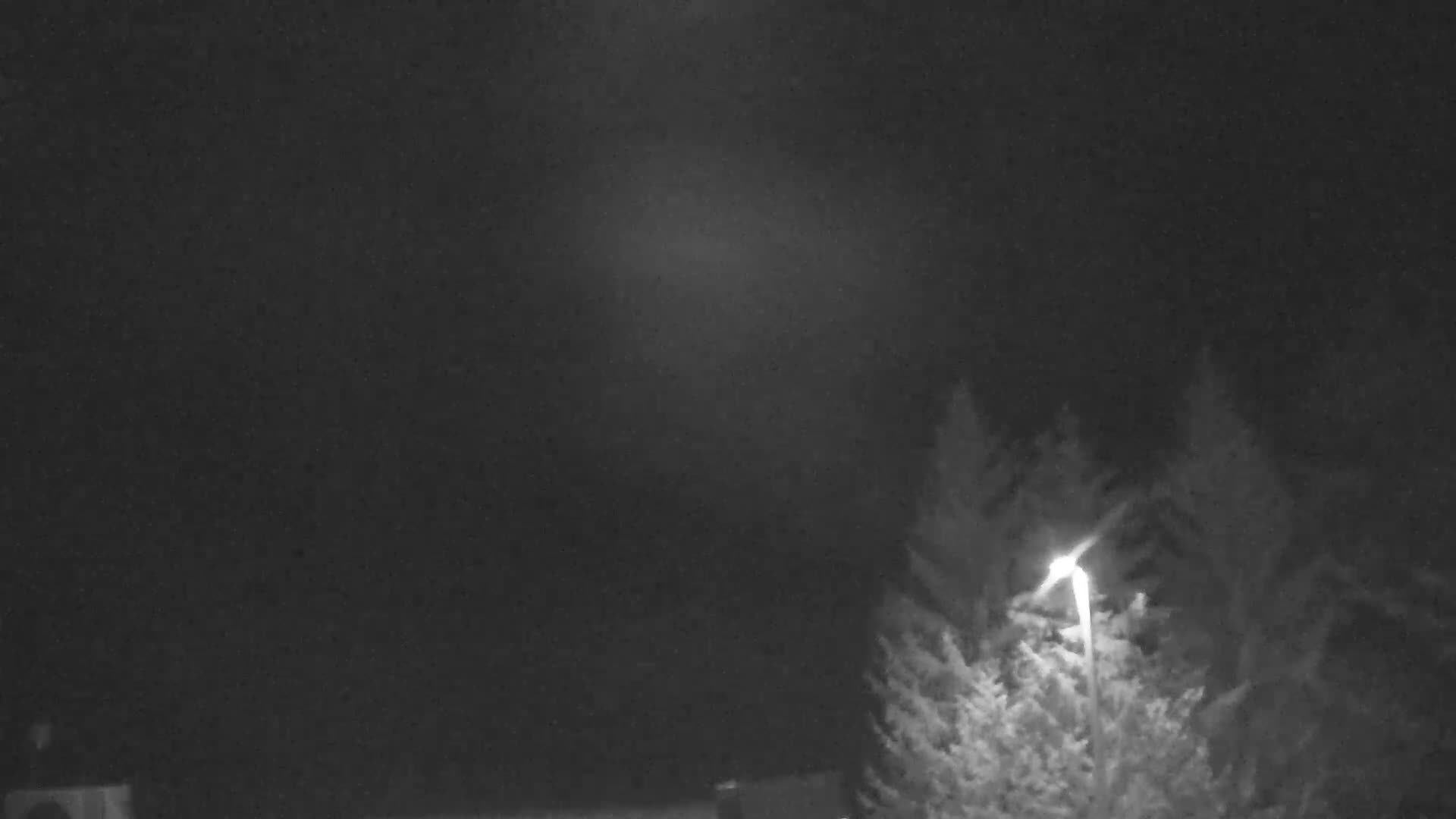 Blue Mountain Valley Base Ski Slopes Live Cam - Collingwood, Blue Mountains, Simcoe, Ontario, Canada