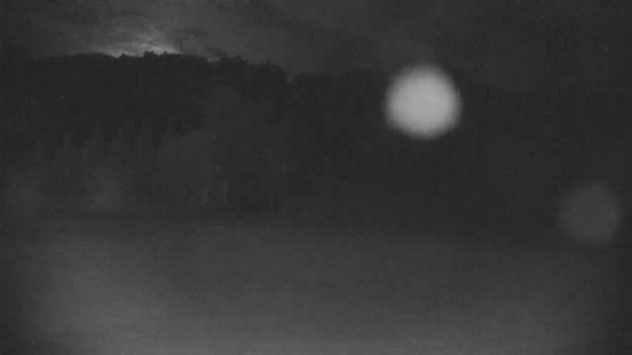 Blue Mountain North Base Ski Slopes Live Cam - Collingwood, Blue Mountains, Simcoe, Ontario, Canada