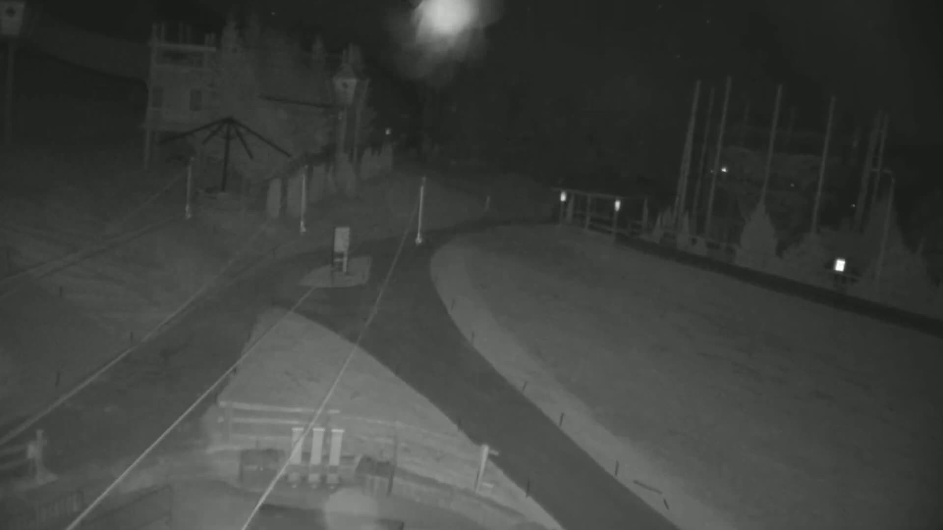 Blue Mountain Village Hotel Area & Collingwood City Skyline Live Cam - Collingwood, Blue Mountains, Simcoe, Ontario, Canada