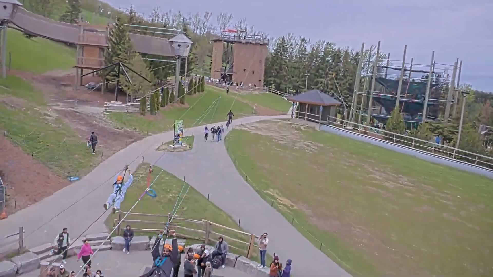 Blue Mountain Village Hotel Area & Collingwood City Skyline Live Cam - Collingwood, Blue Mountains, Simcoe, Ontario, Canada