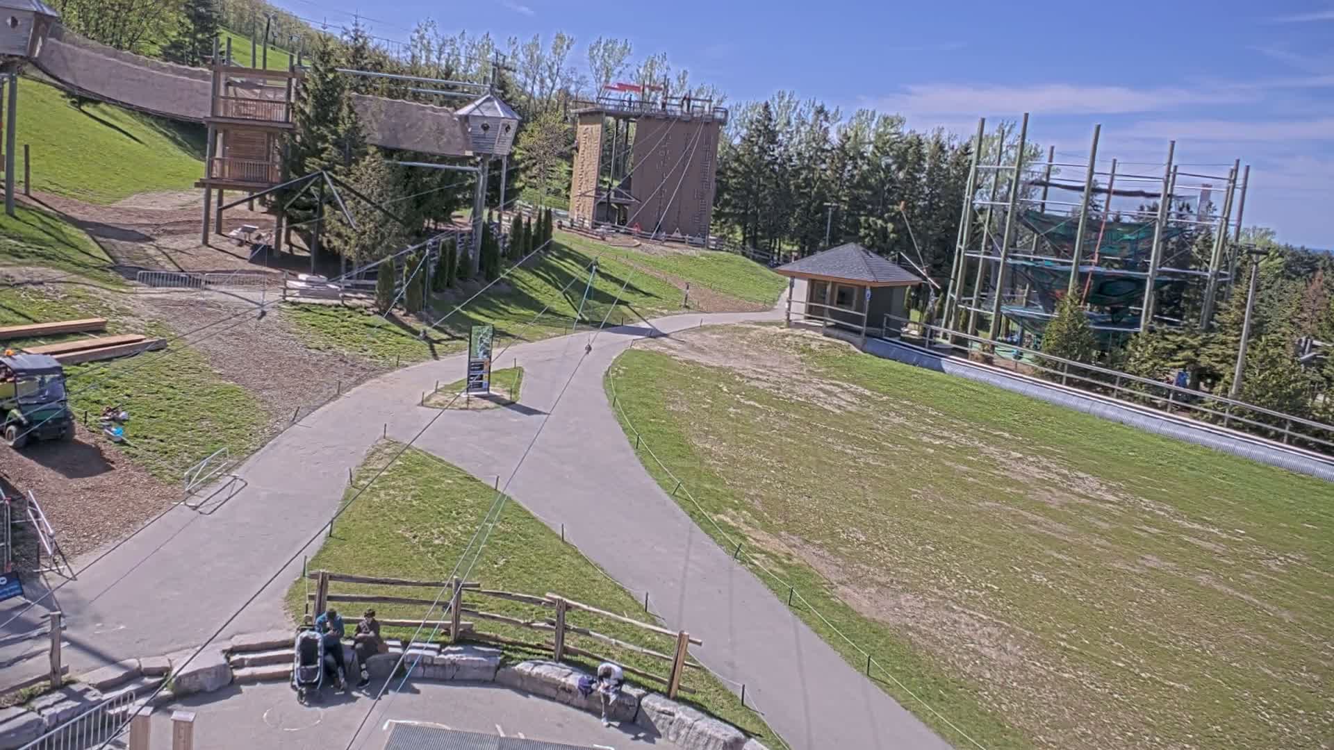 Blue Mountain Village Hotel Area & Collingwood City Skyline Live Cam - Collingwood, Blue Mountains, Simcoe, Ontario, Canada