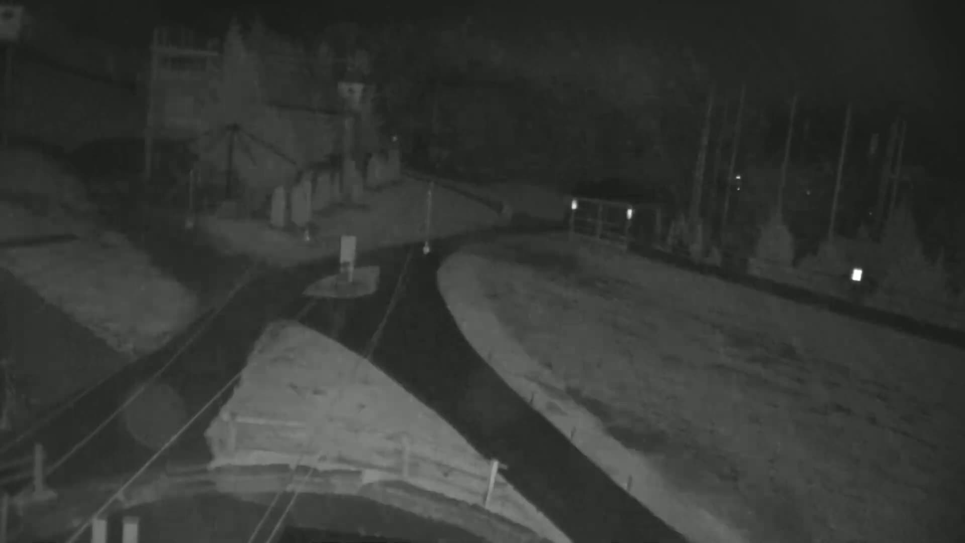 Blue Mountain Village Hotel Area & Collingwood City Skyline Live Cam - Collingwood, Blue Mountains, Simcoe, Ontario, Canada